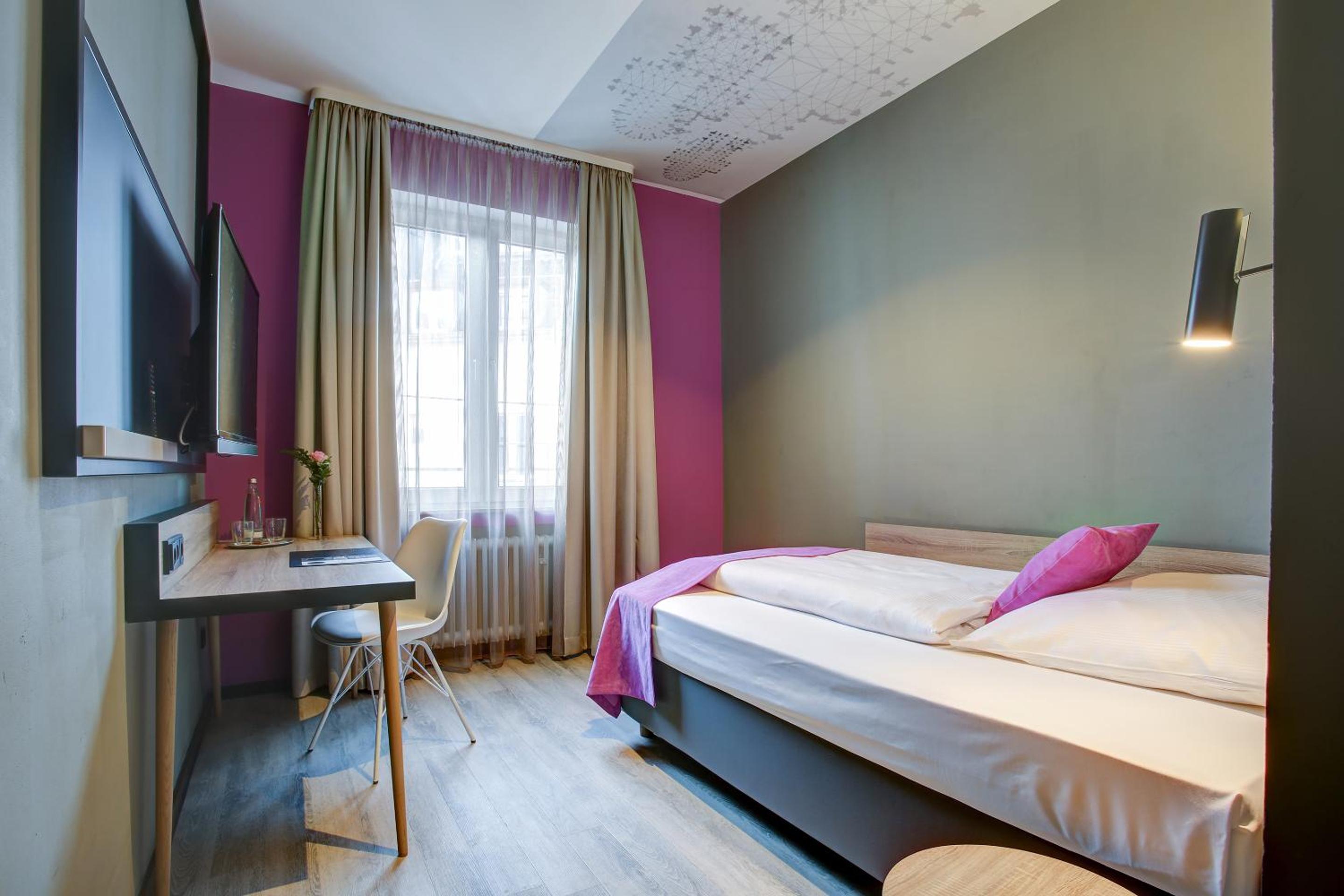 Standard Room, 1 Single Bed - Photo 4