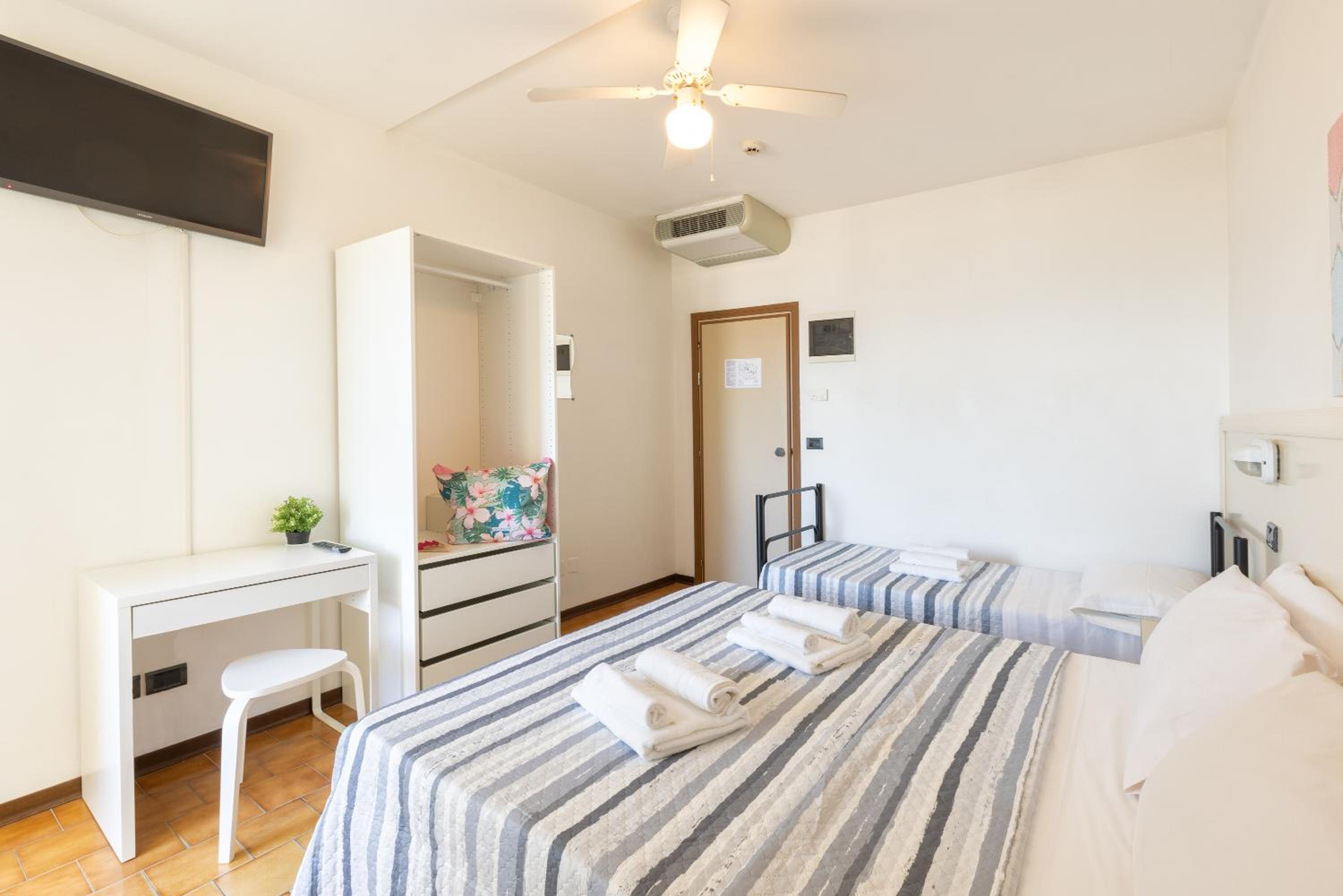 Triple Room with Balcony