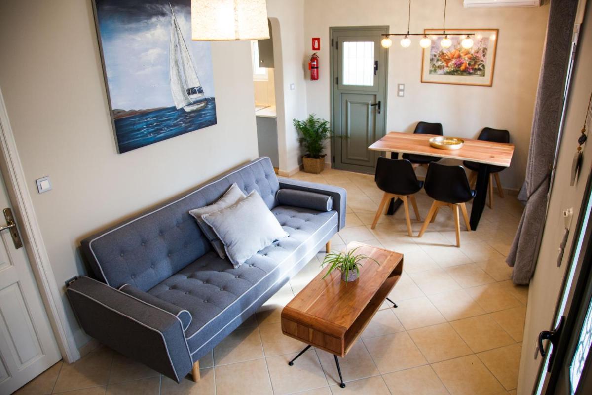 One-Bedroom House photo 3