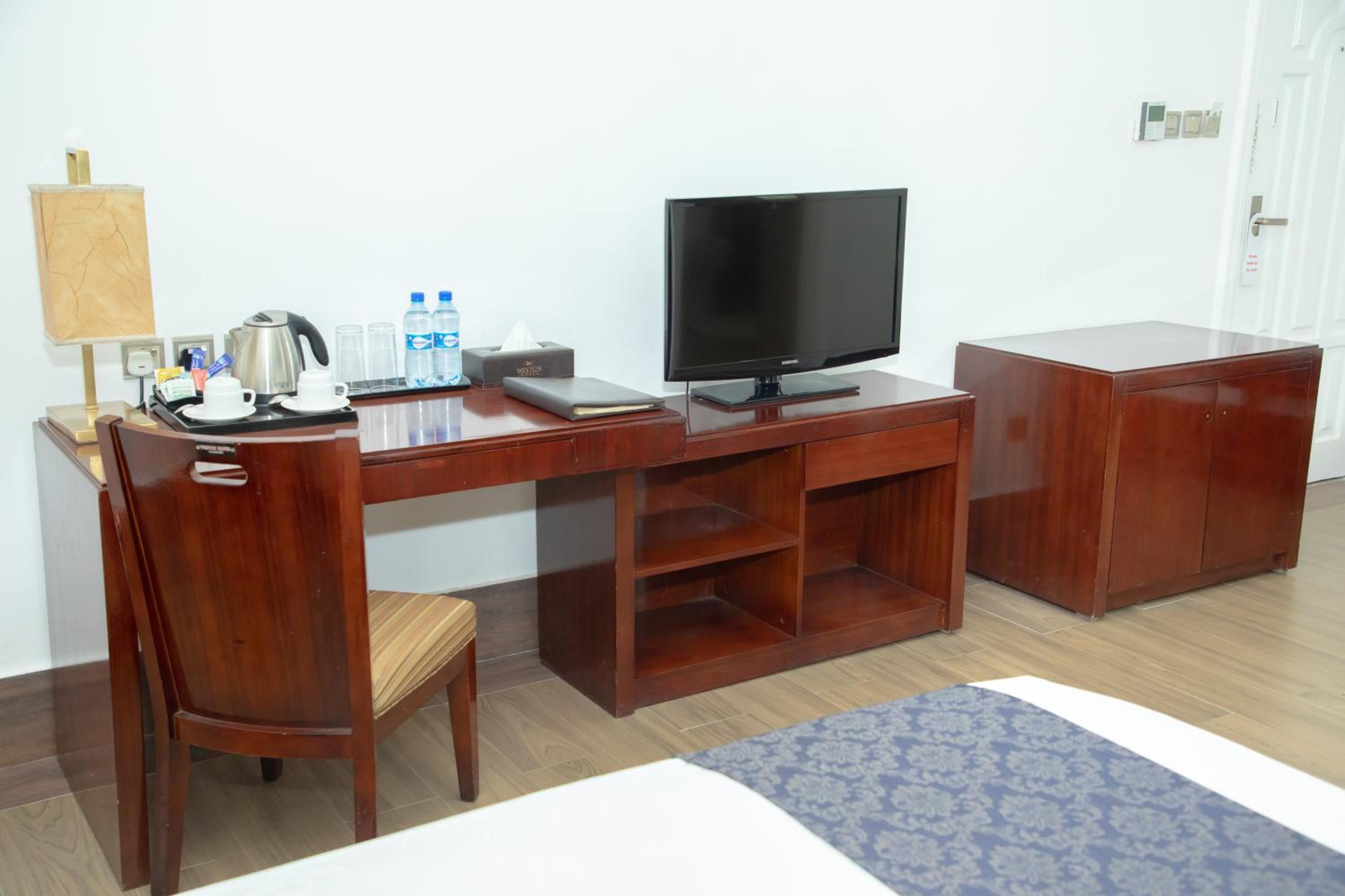 Executive Suite photo 3