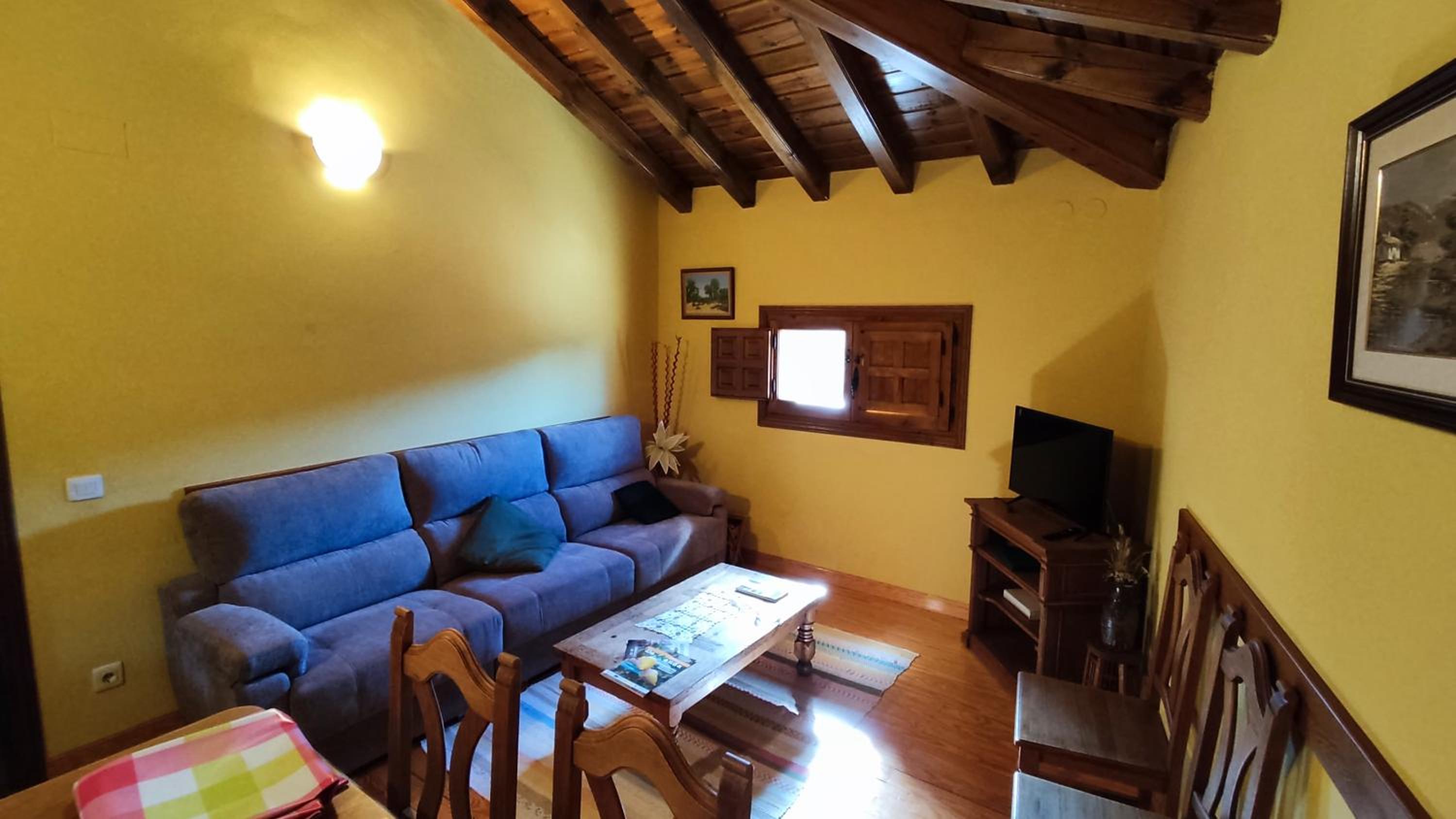 Casa de cuatro habitaciones