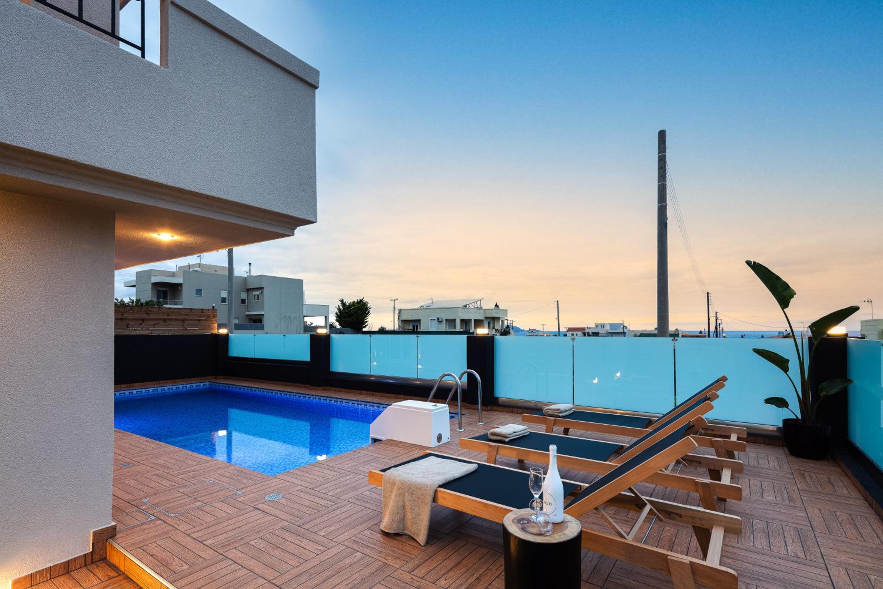Three-Bedroom Villa with Private Pool photo 3
