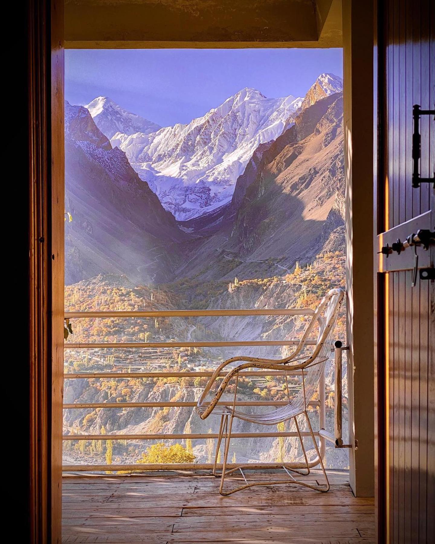 Twin Room with Mountain View