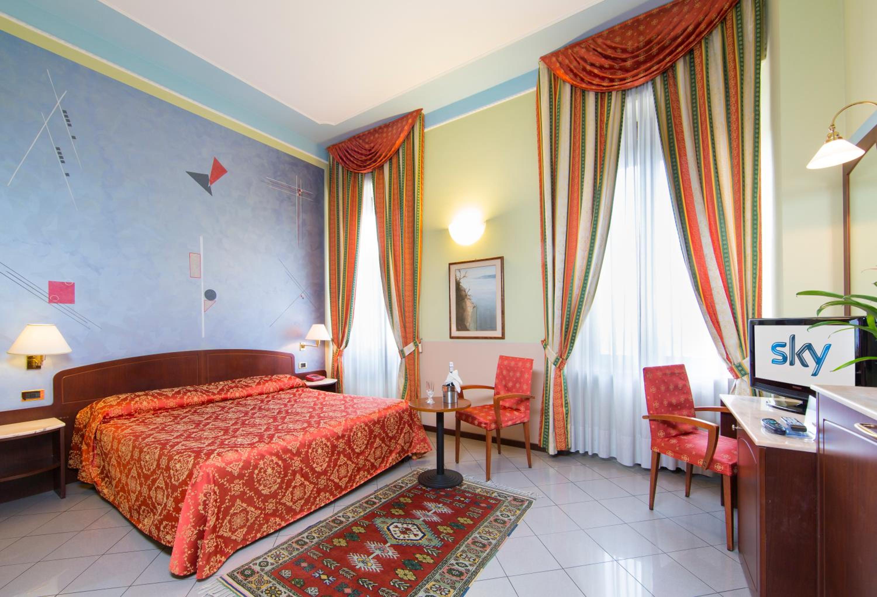 Superior Double or Twin Room - Photo 3