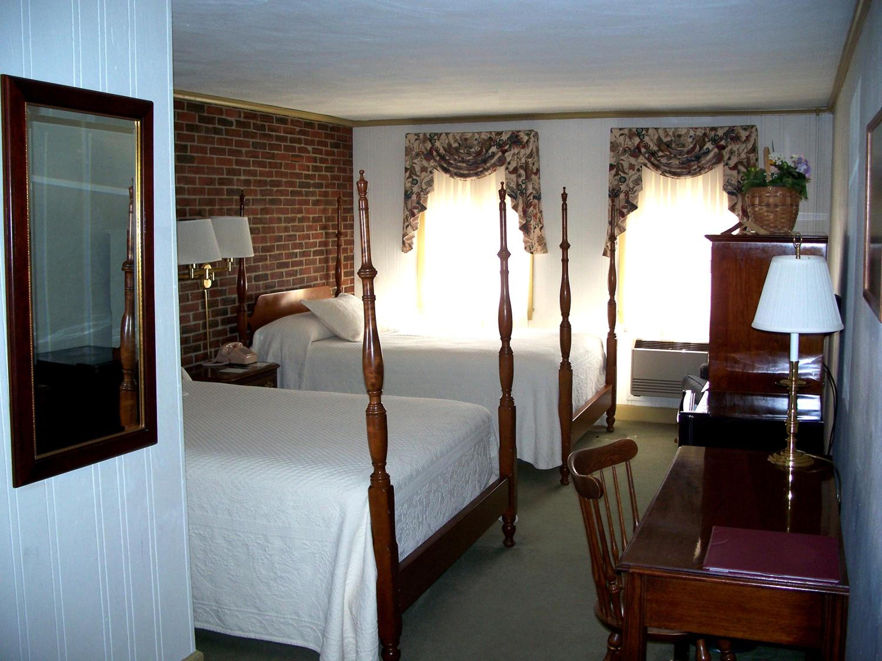 Double Room - Photo 8