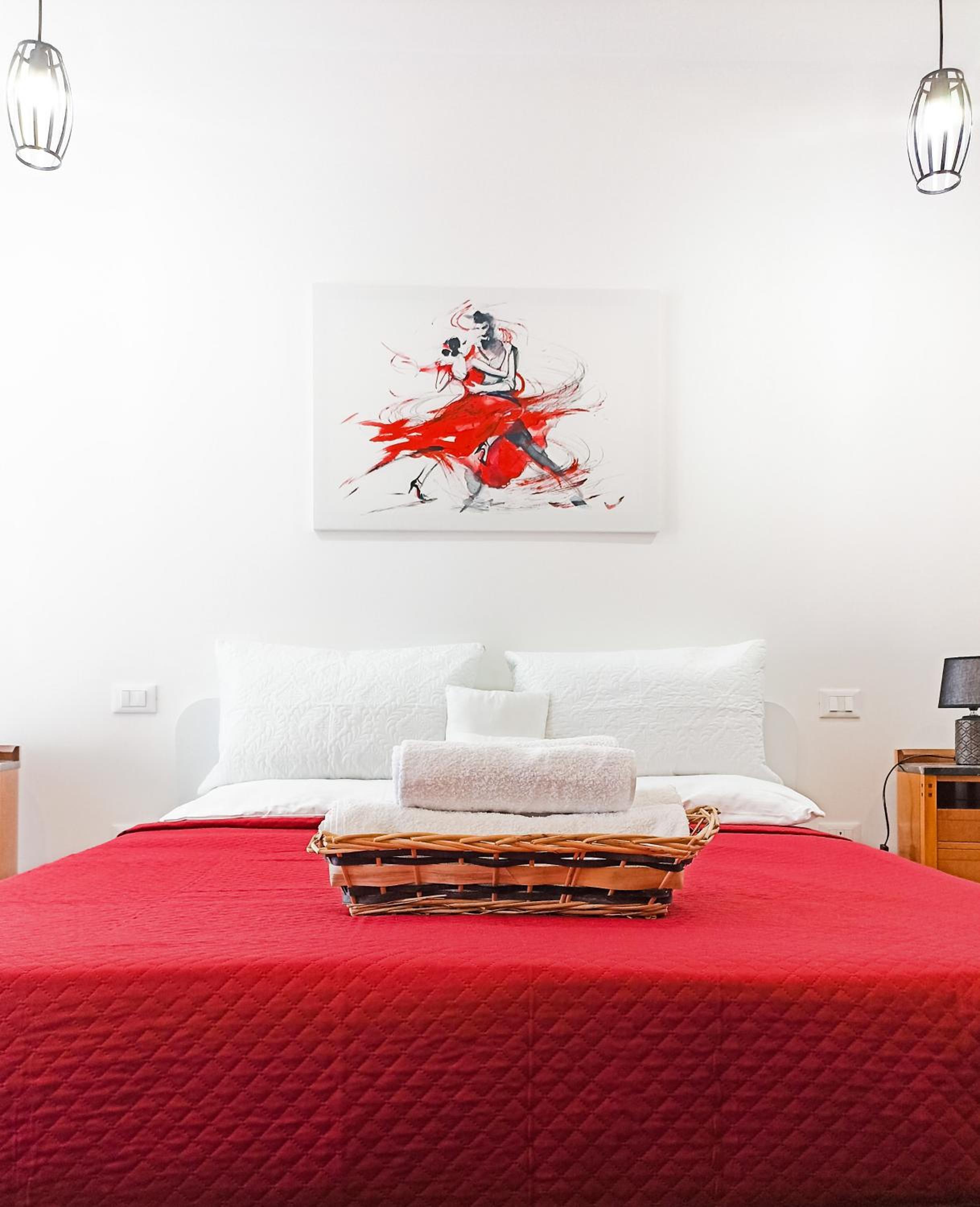 Deluxe Double Room with Shower - Photo 1