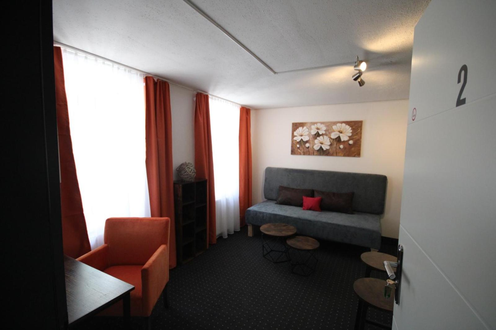 One-Bedroom Apartment photo 2