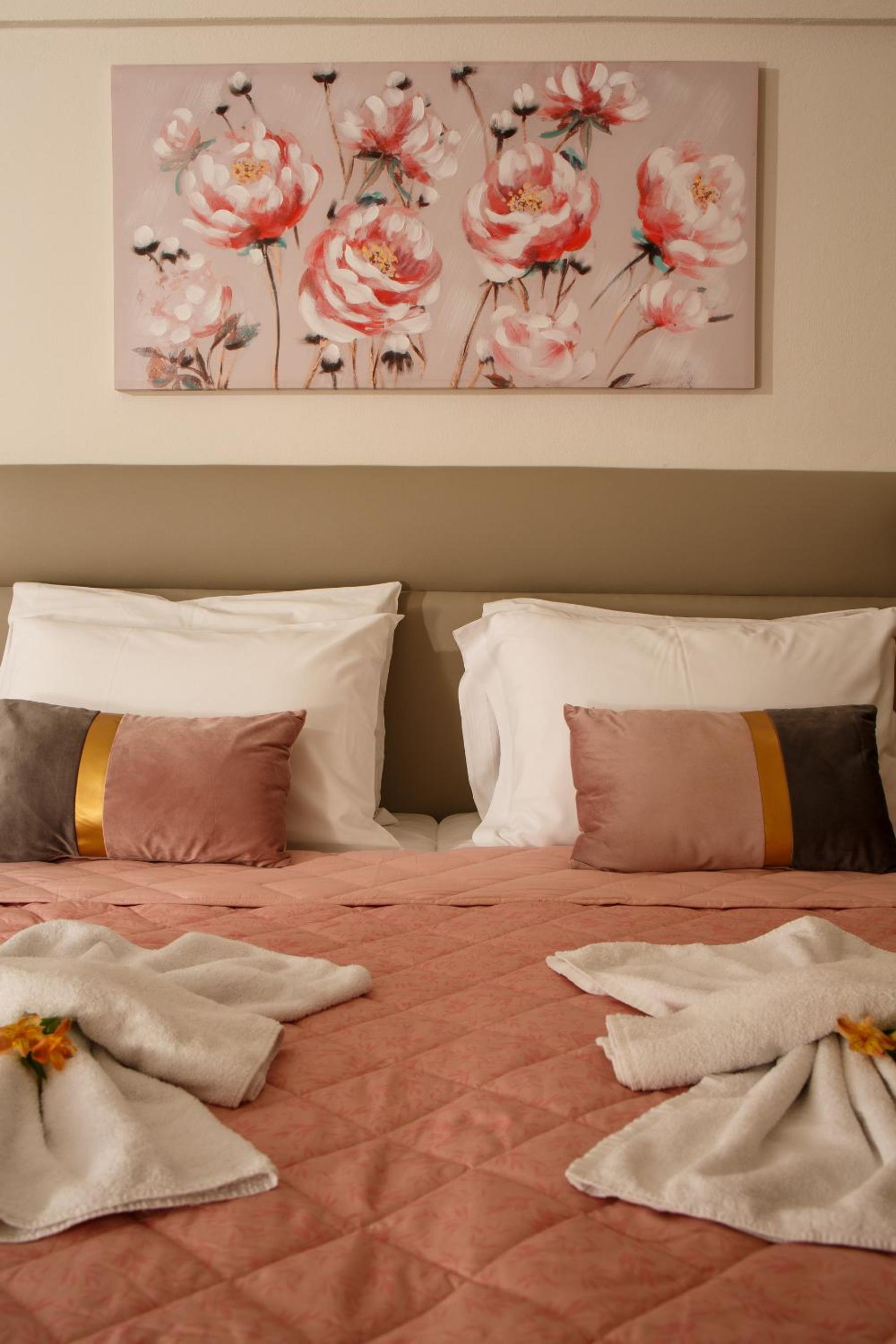 Double or Twin Room - Photo 1