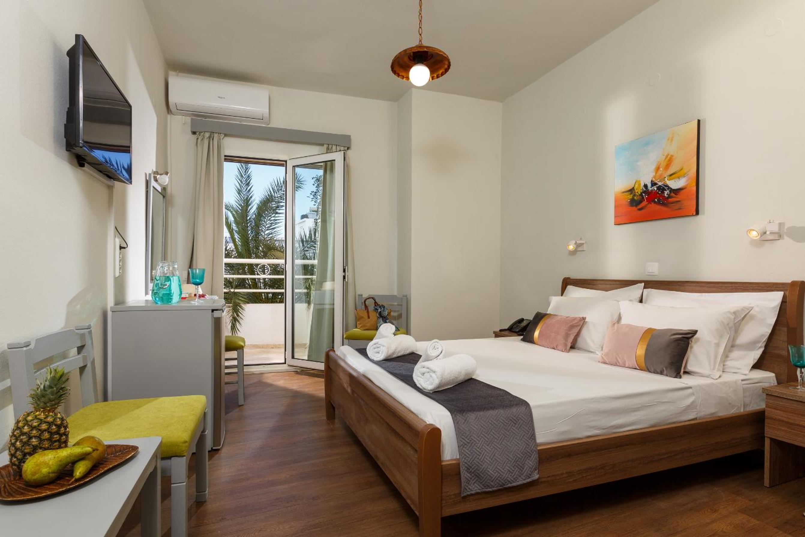 Double or Twin Room - Photo 16
