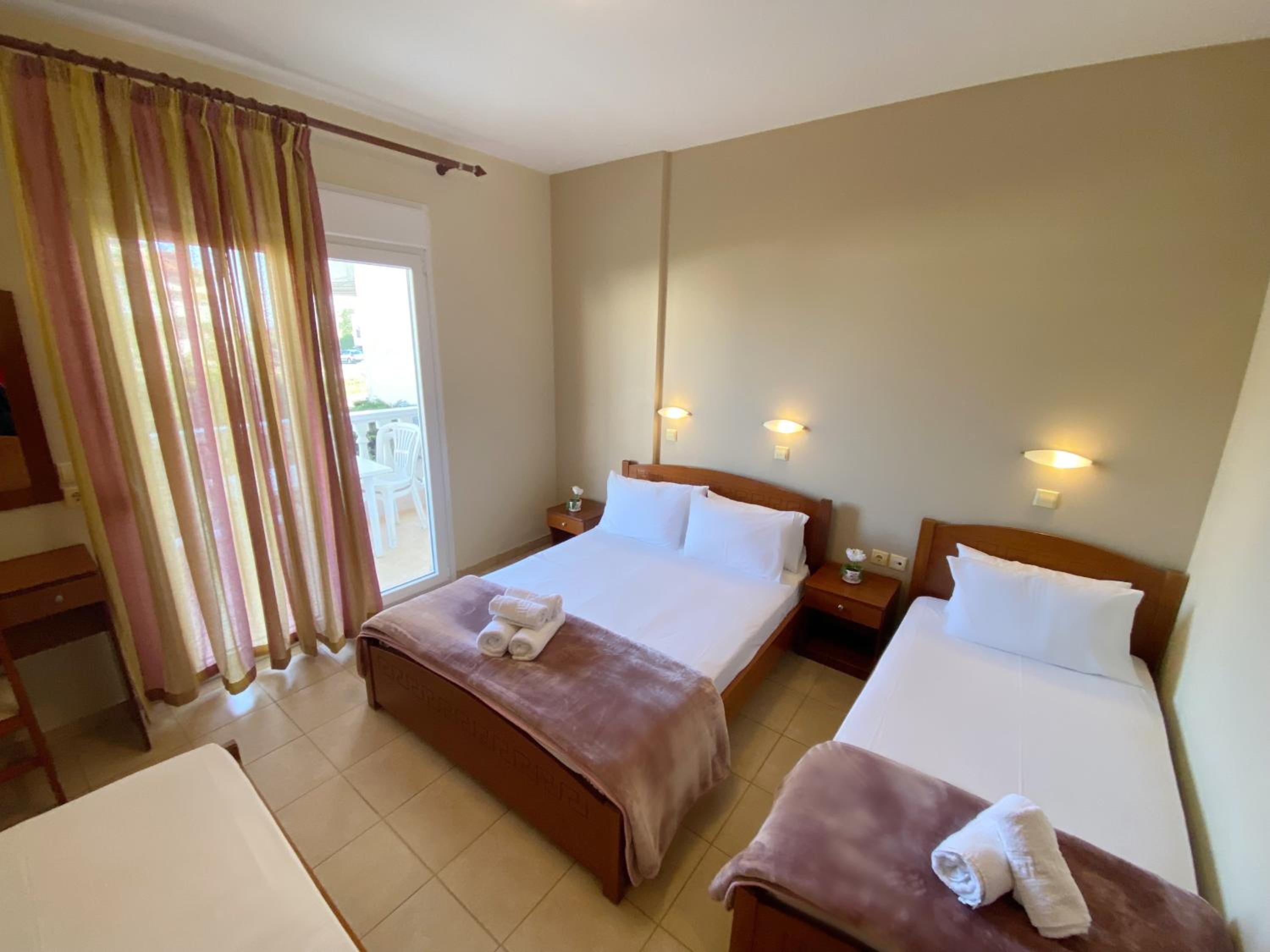 Standard Quadruple Room photo 3