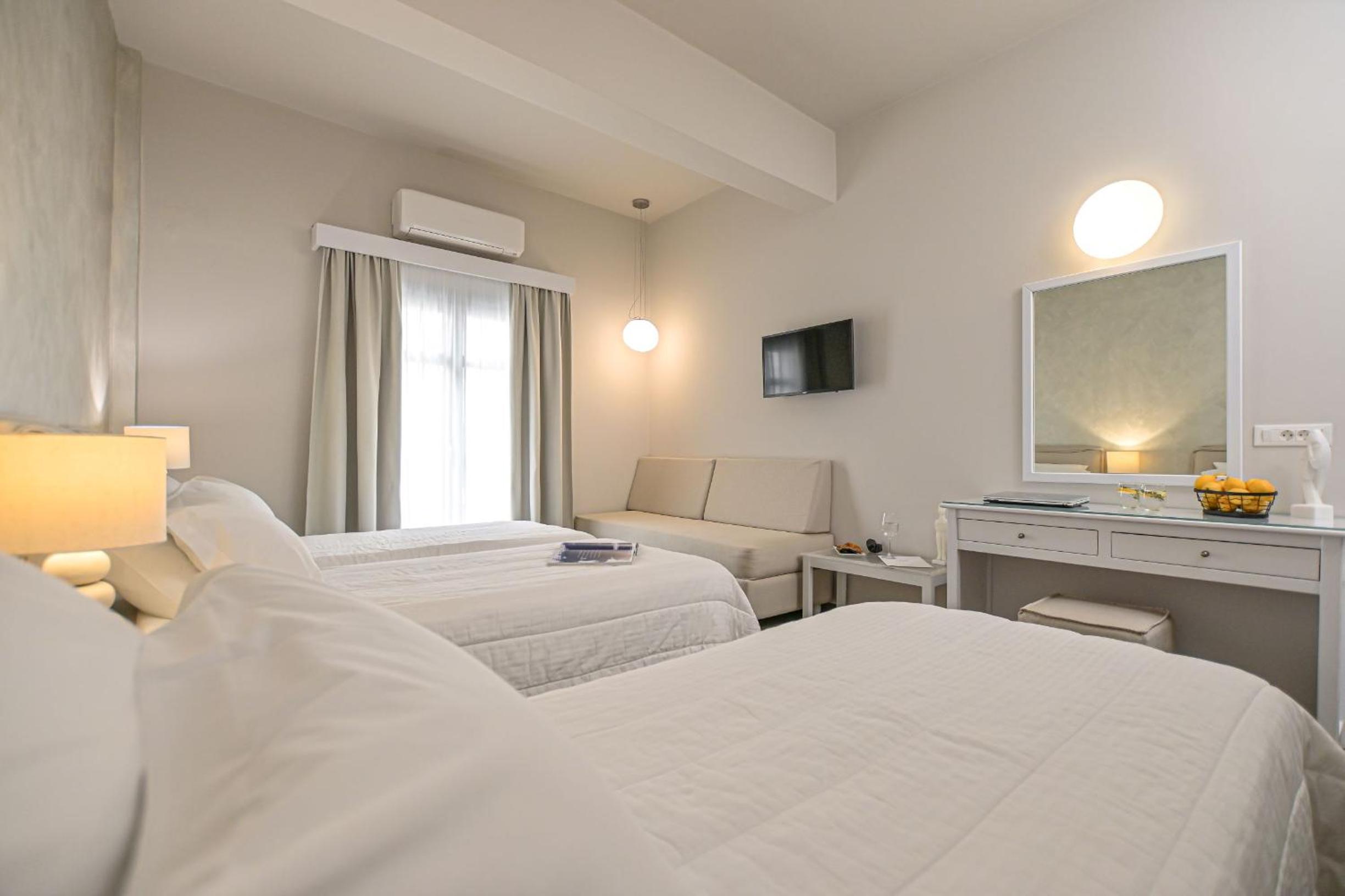 Triple Room photo 2