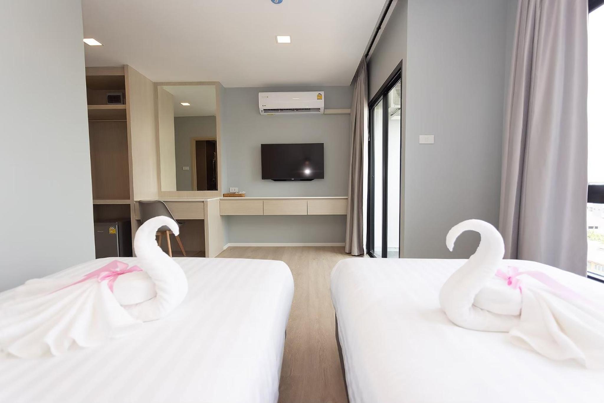 Superior Twin Room - Photo 1