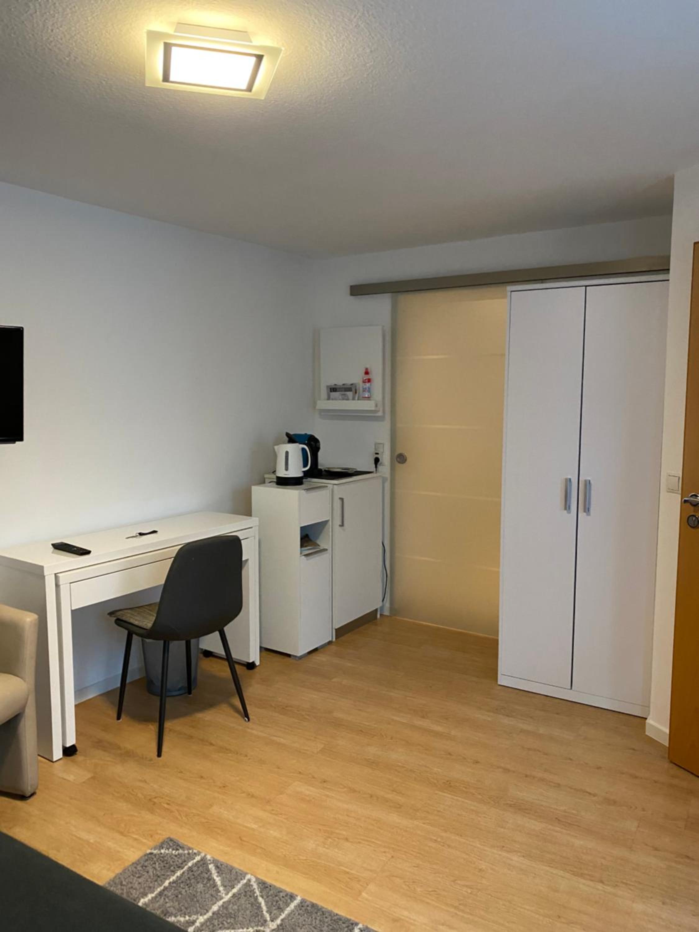Double Room - no apartment photo 2