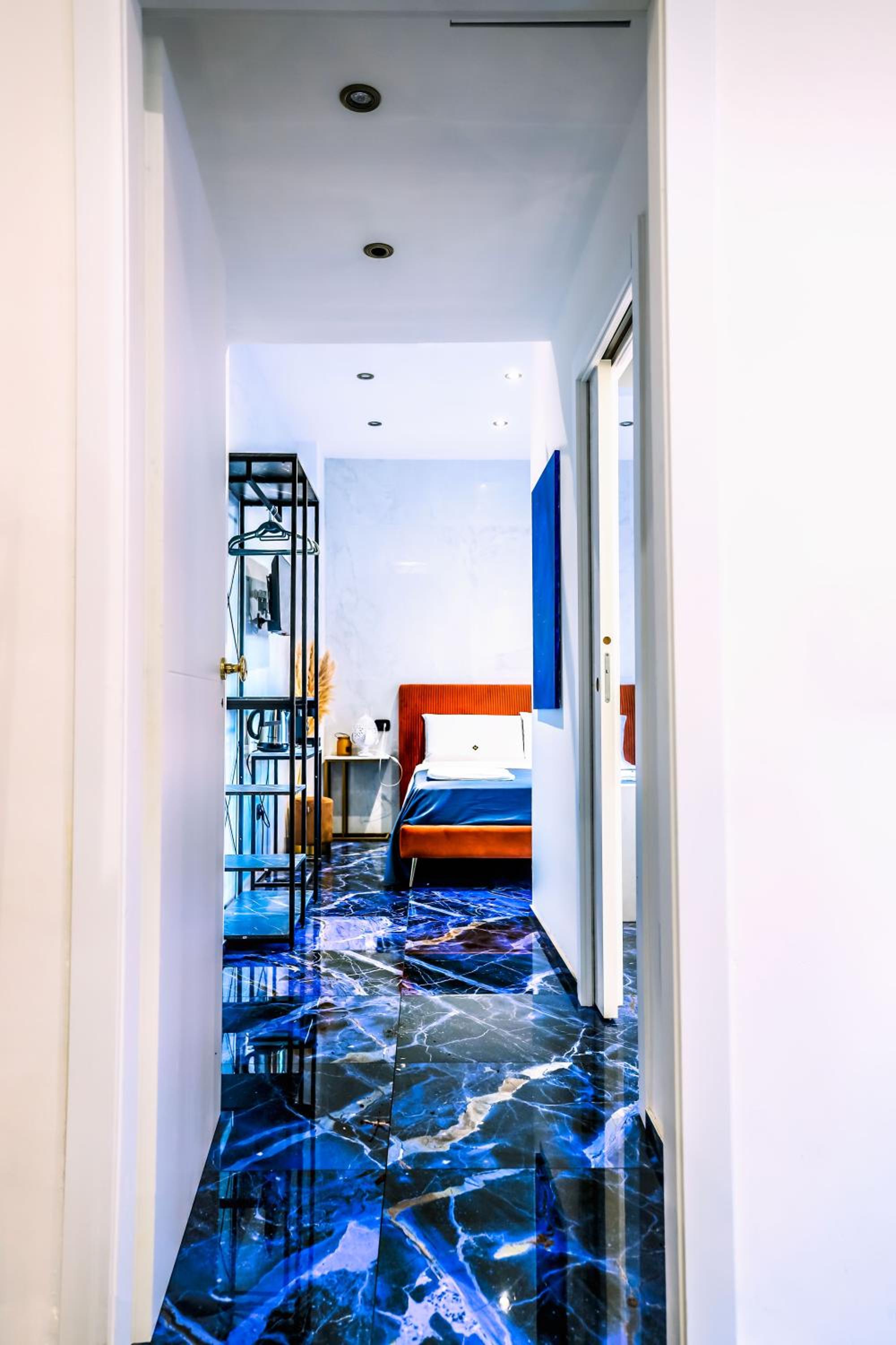 Deluxe Double Room - Photo 27