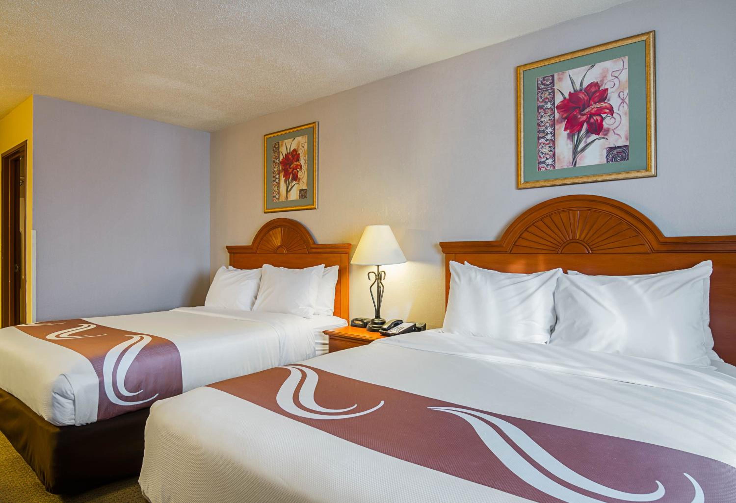 Double Room with Two Double Beds - Non-Smoking - Photo 1