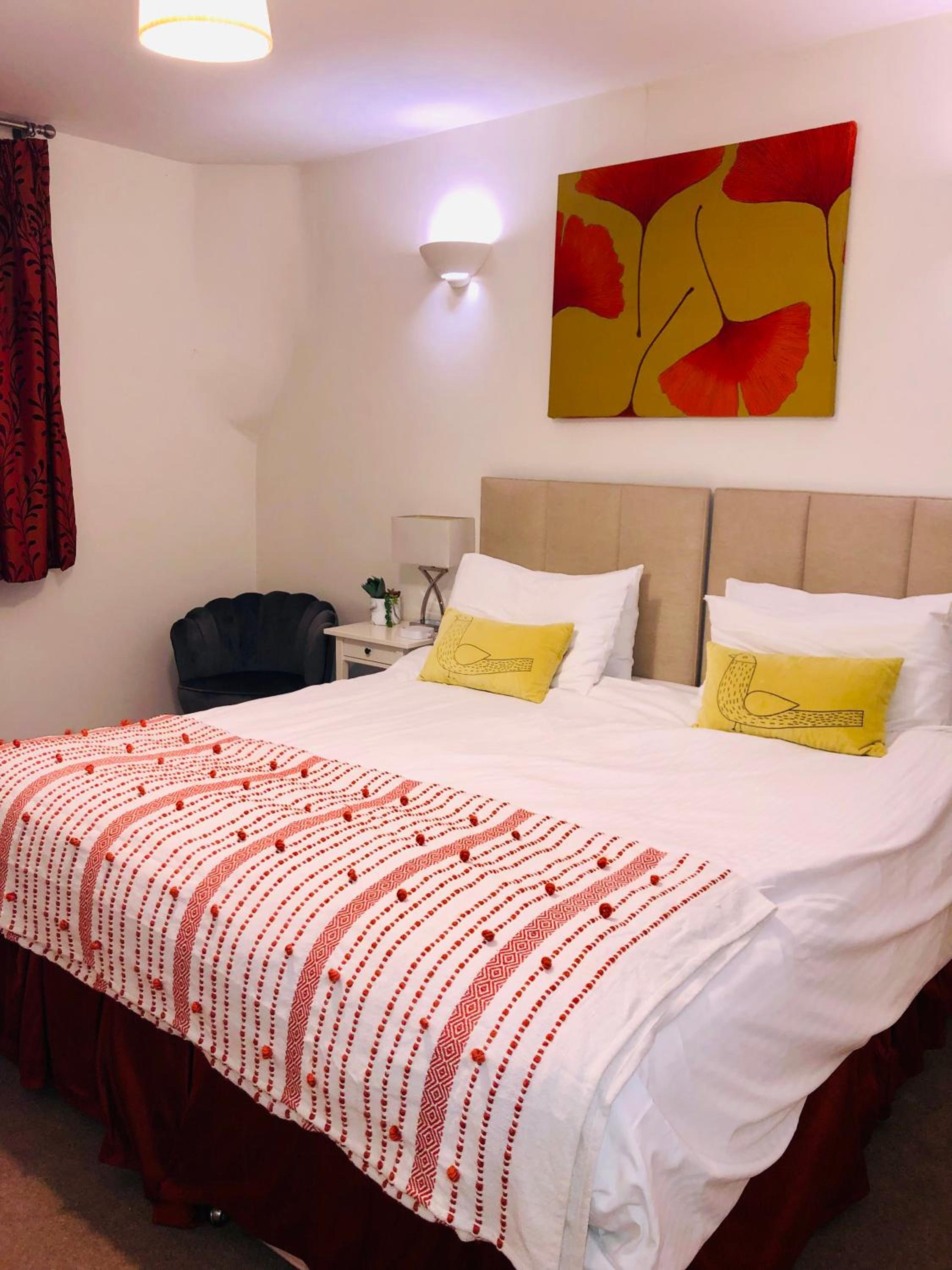 Two-Bedroom Apartment - Photo 13