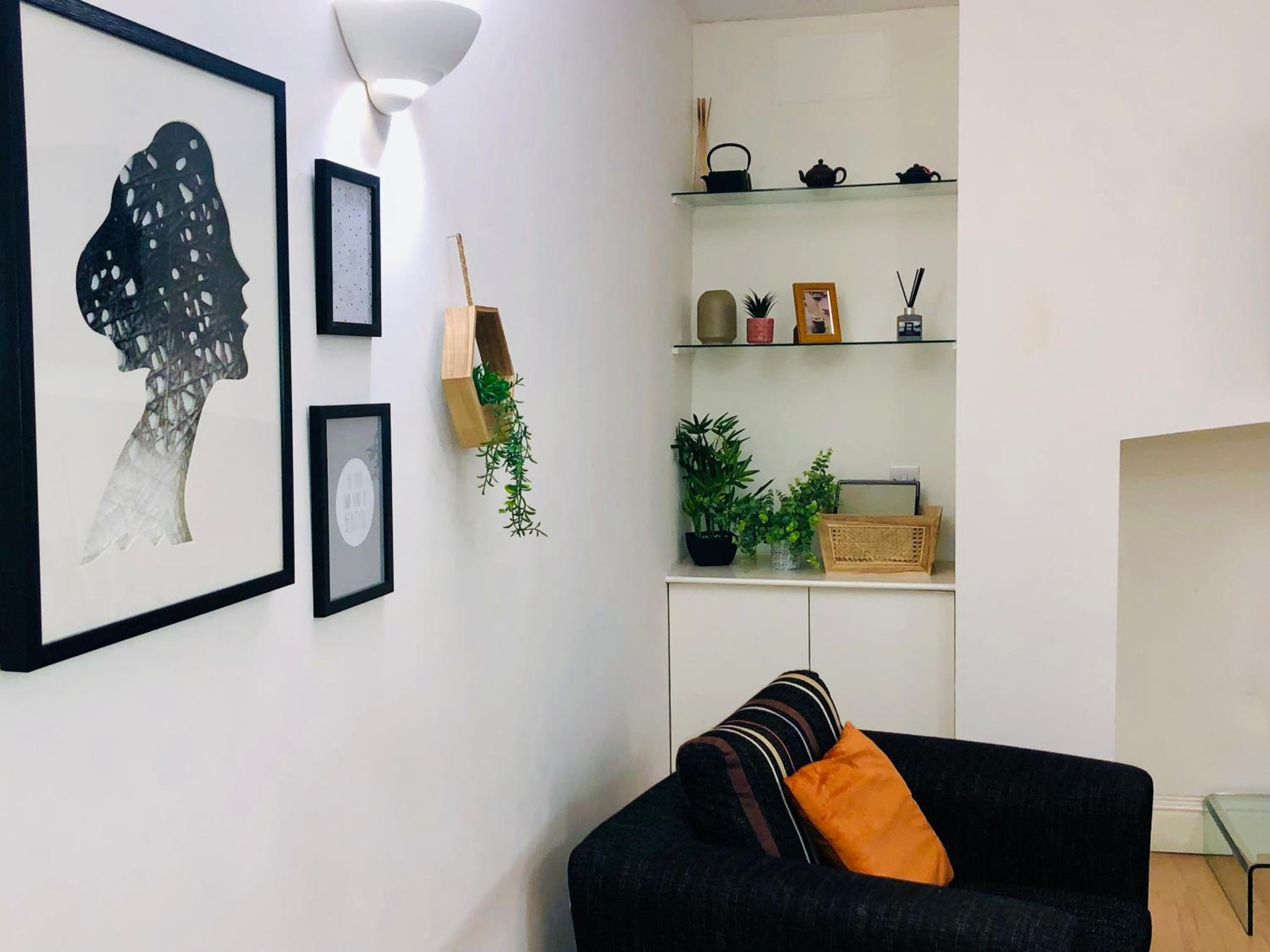 Two-Bedroom Apartment - Photo 15