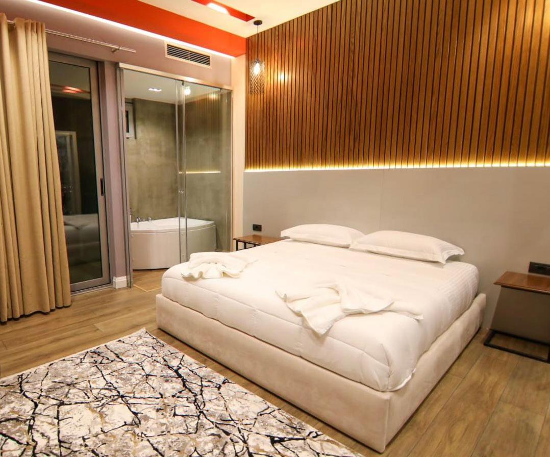 King Room with Balcony