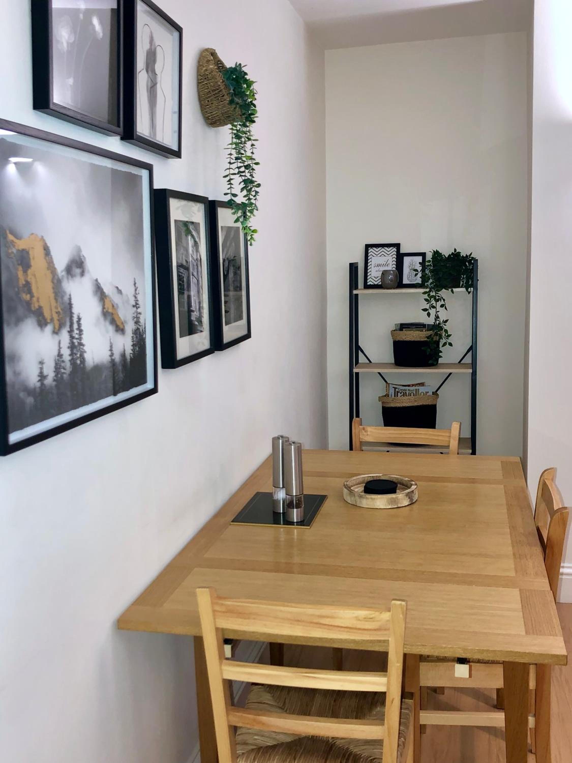 One-Bedroom Apartment - Photo 3
