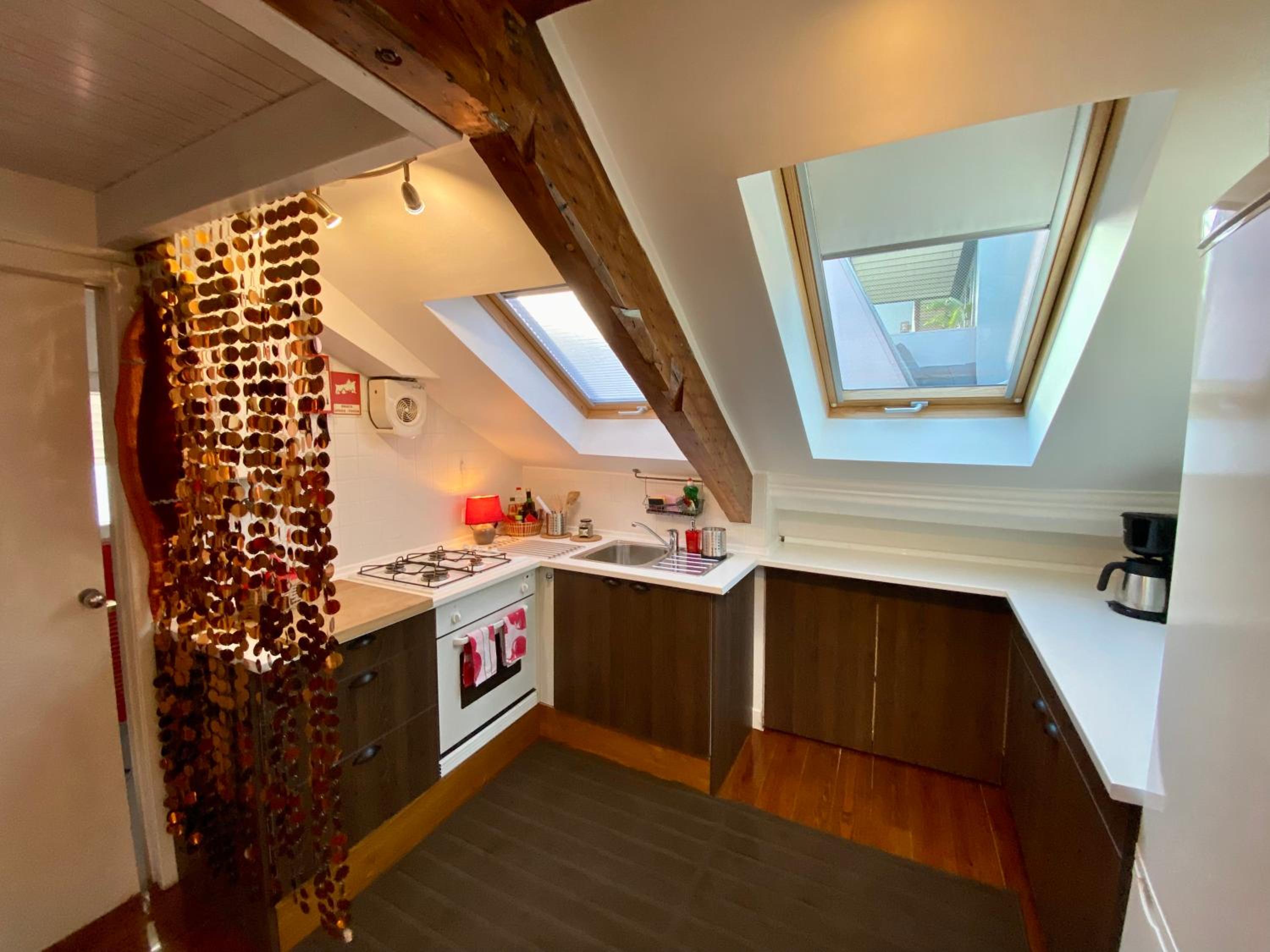 Deluxe Studio with Mezzanine - Photo 14