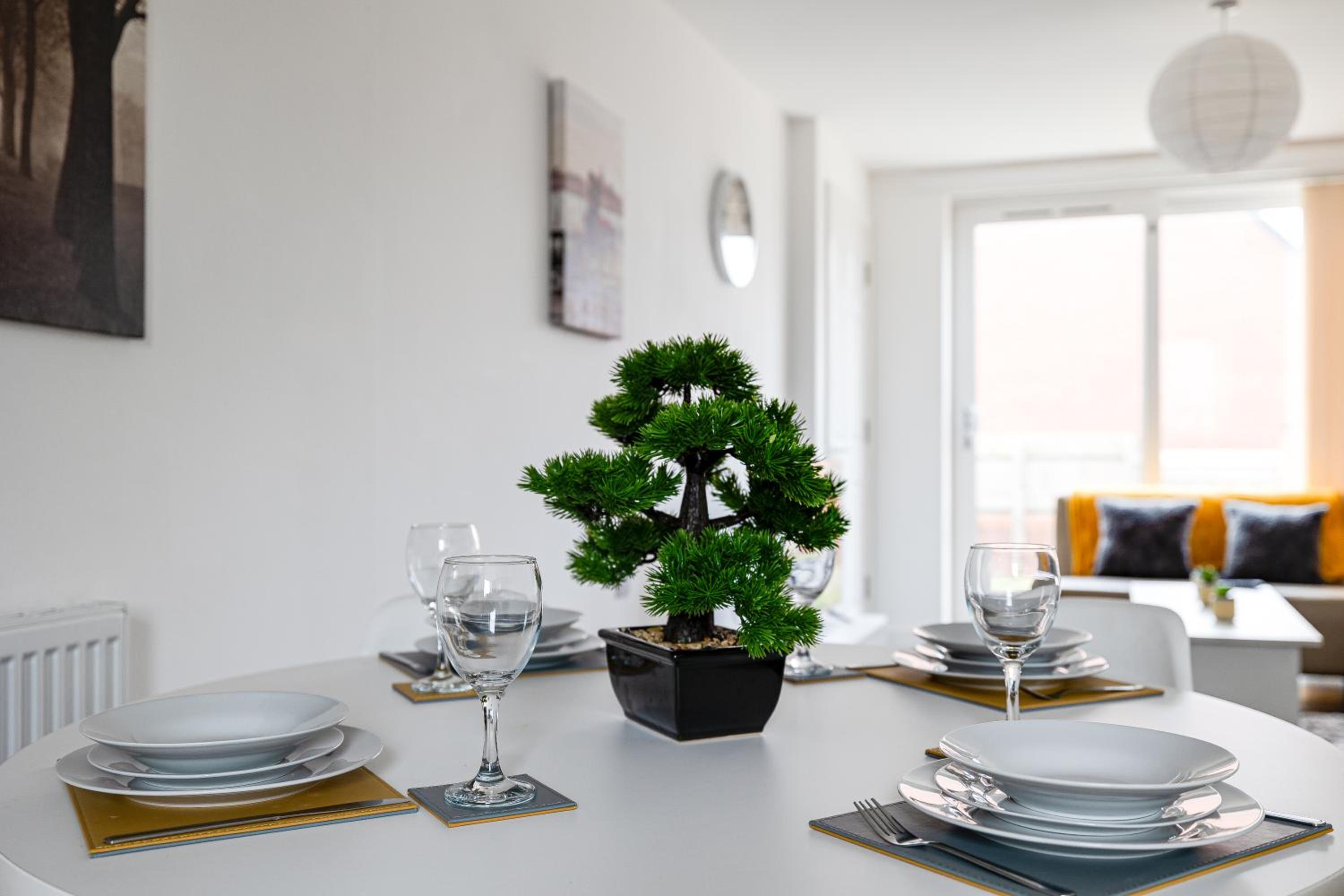 Four-Bedroom House - Photo 8