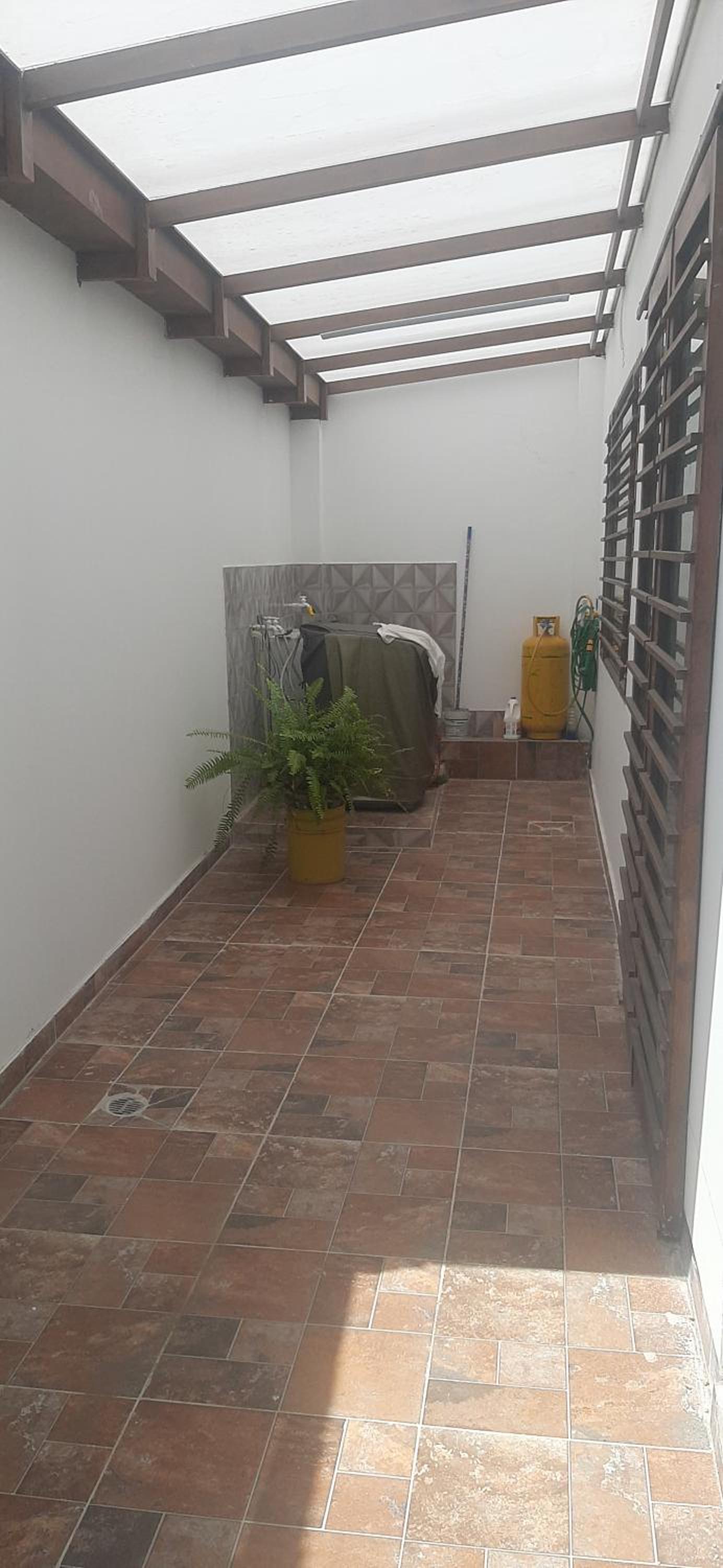 Two-Bedroom House photo 2