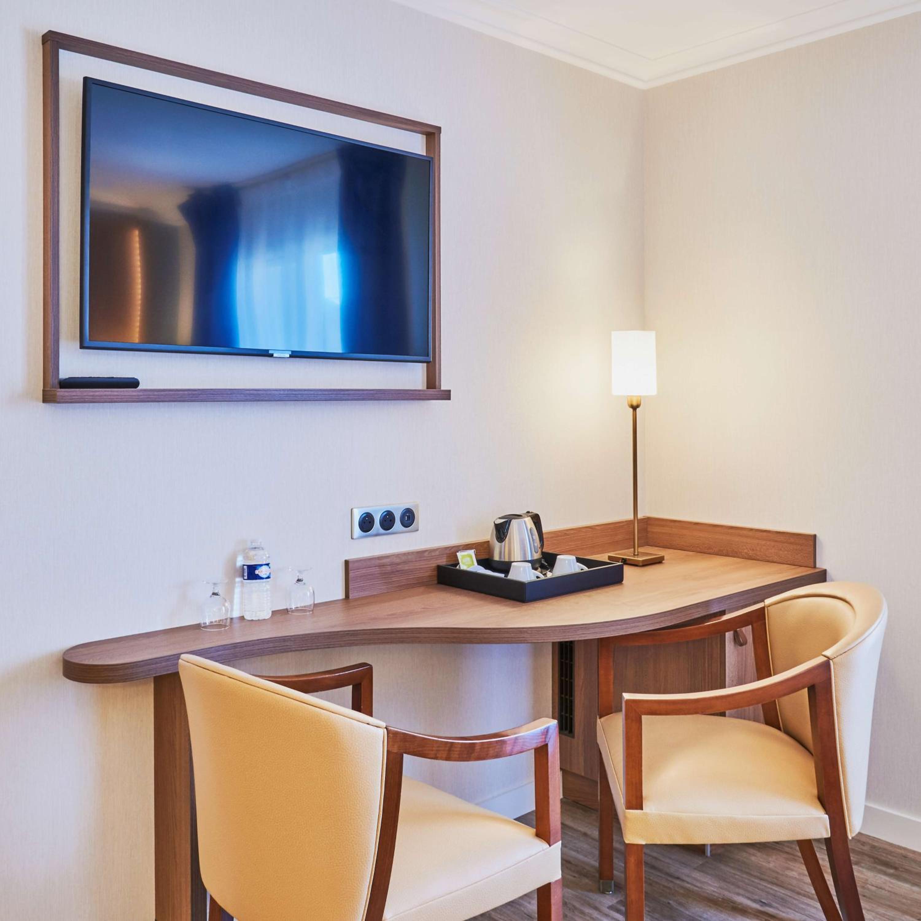 Standard Twin Room - Photo 10
