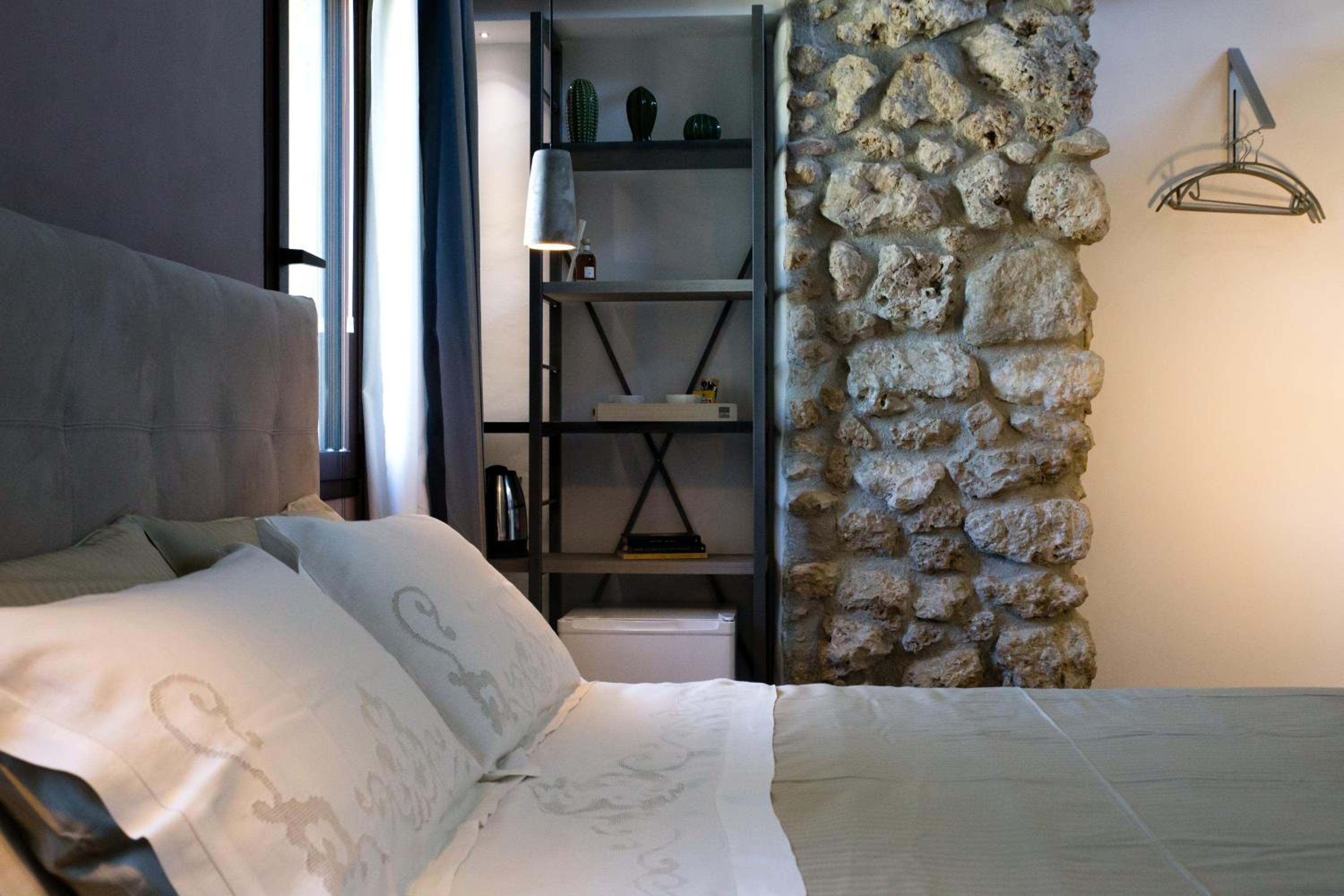 Deluxe Family Room - Photo 8