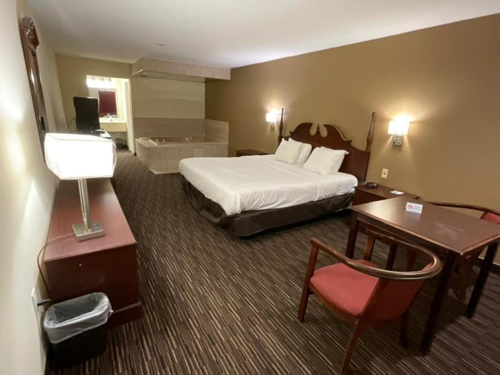 King Room - Non-Smoking