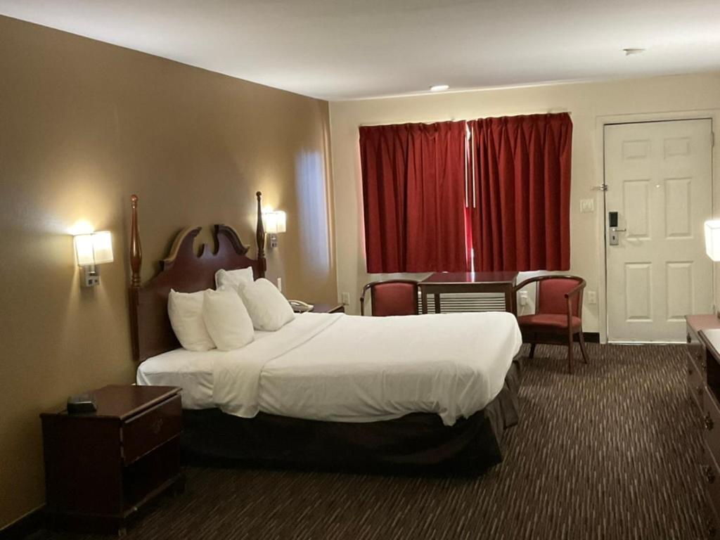 Standard King Room