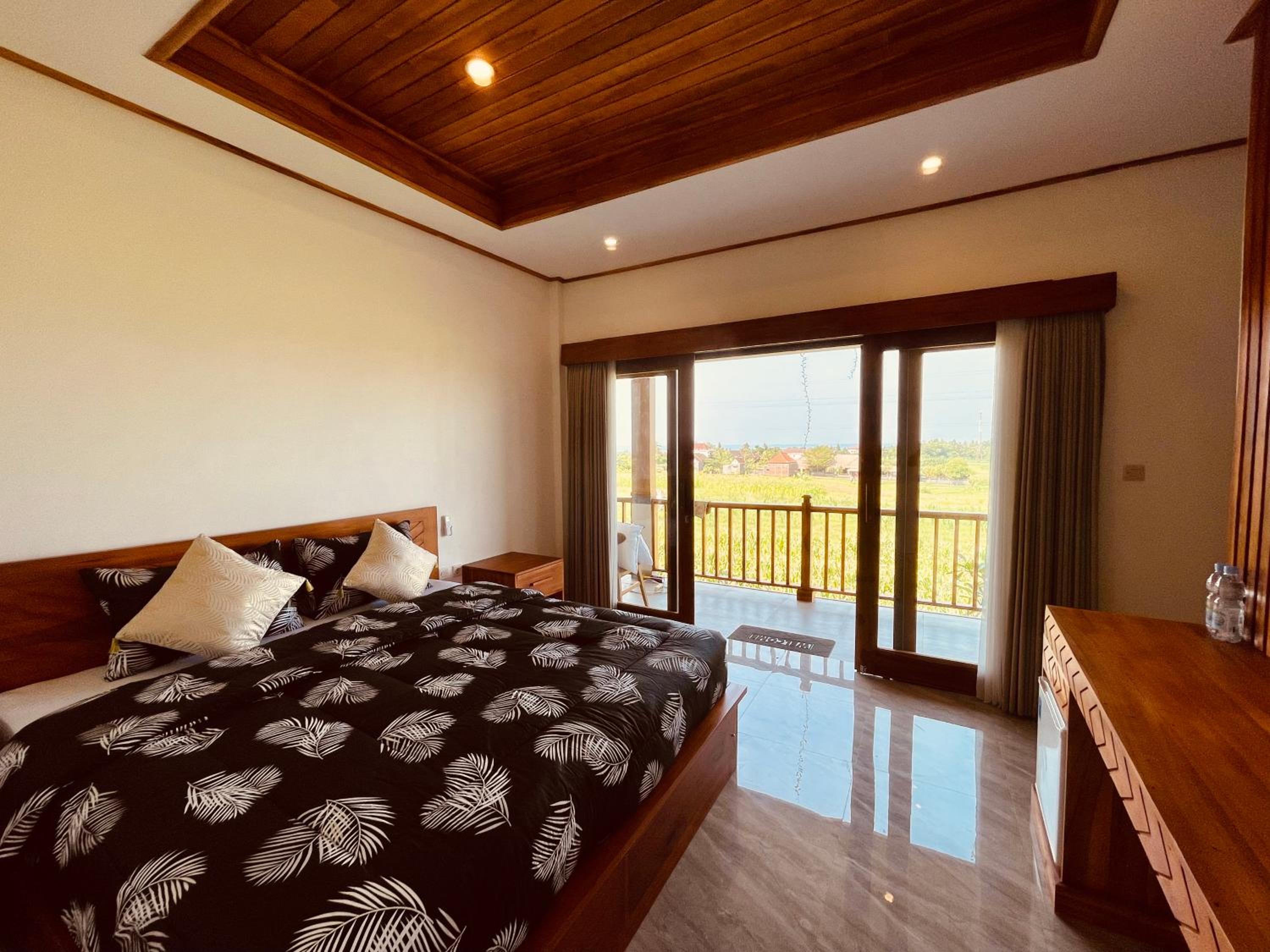 Deluxe Double Room with Balcony and Sea View photo 1