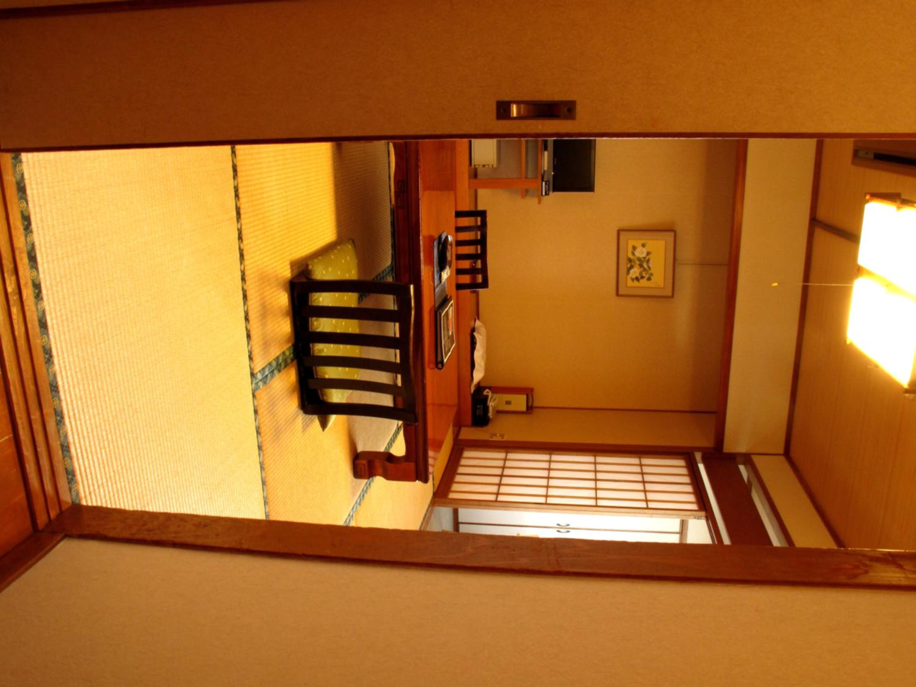 Standard Japanese-Style Room photo 3