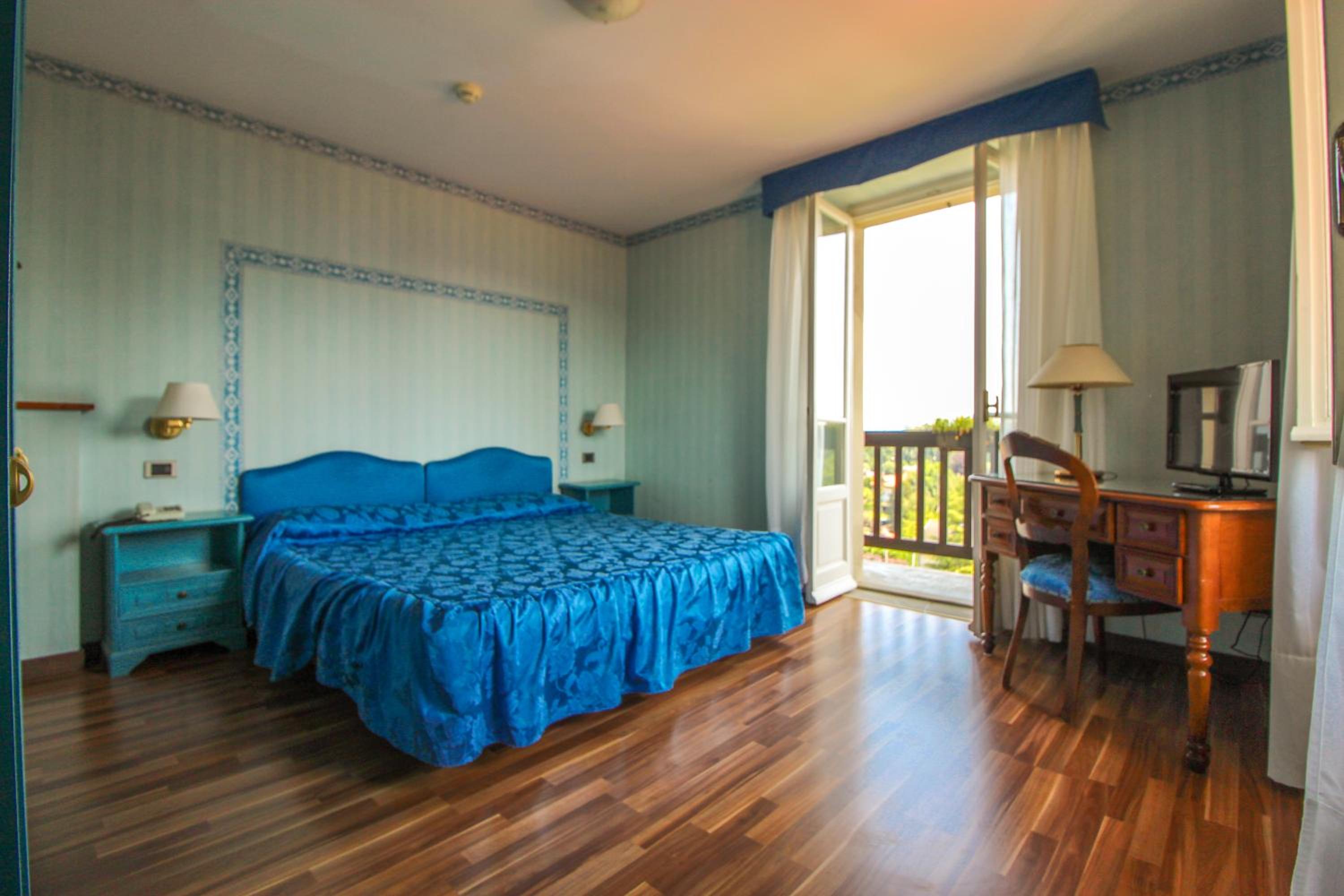 Double or Twin Room with Balcony