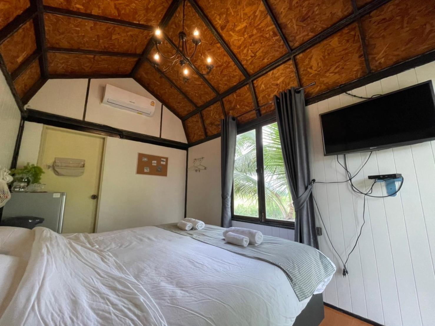 King Room with Mountain View - Photo 6