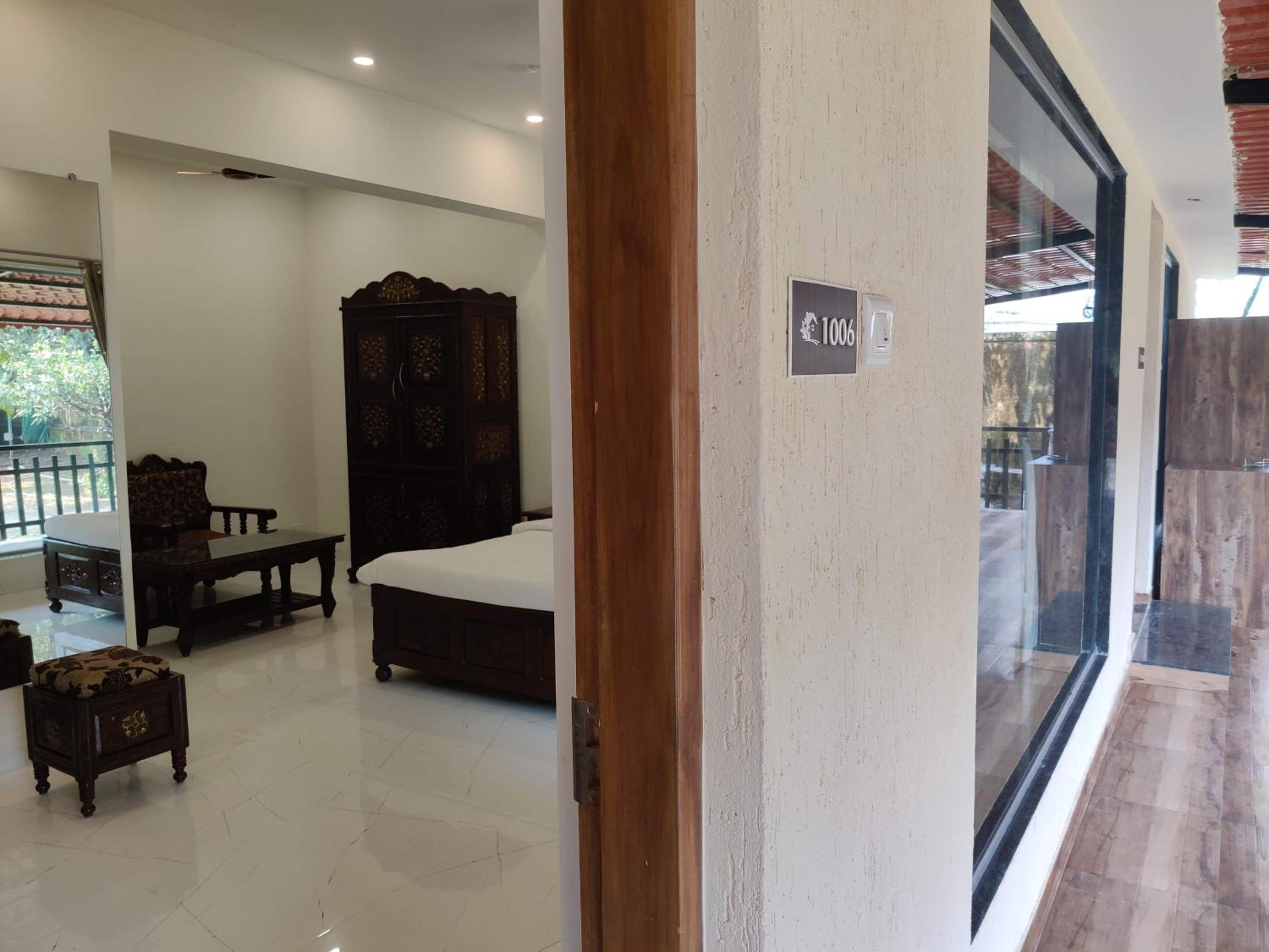 King Room with Garden View - Photo 4
