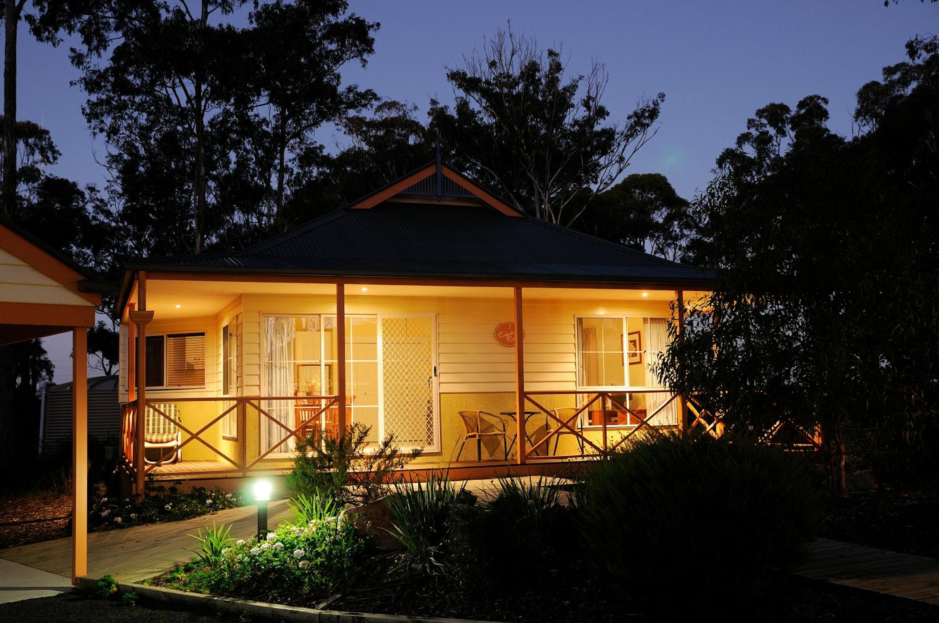 Two-Bedroom Cottage - Colquhoun