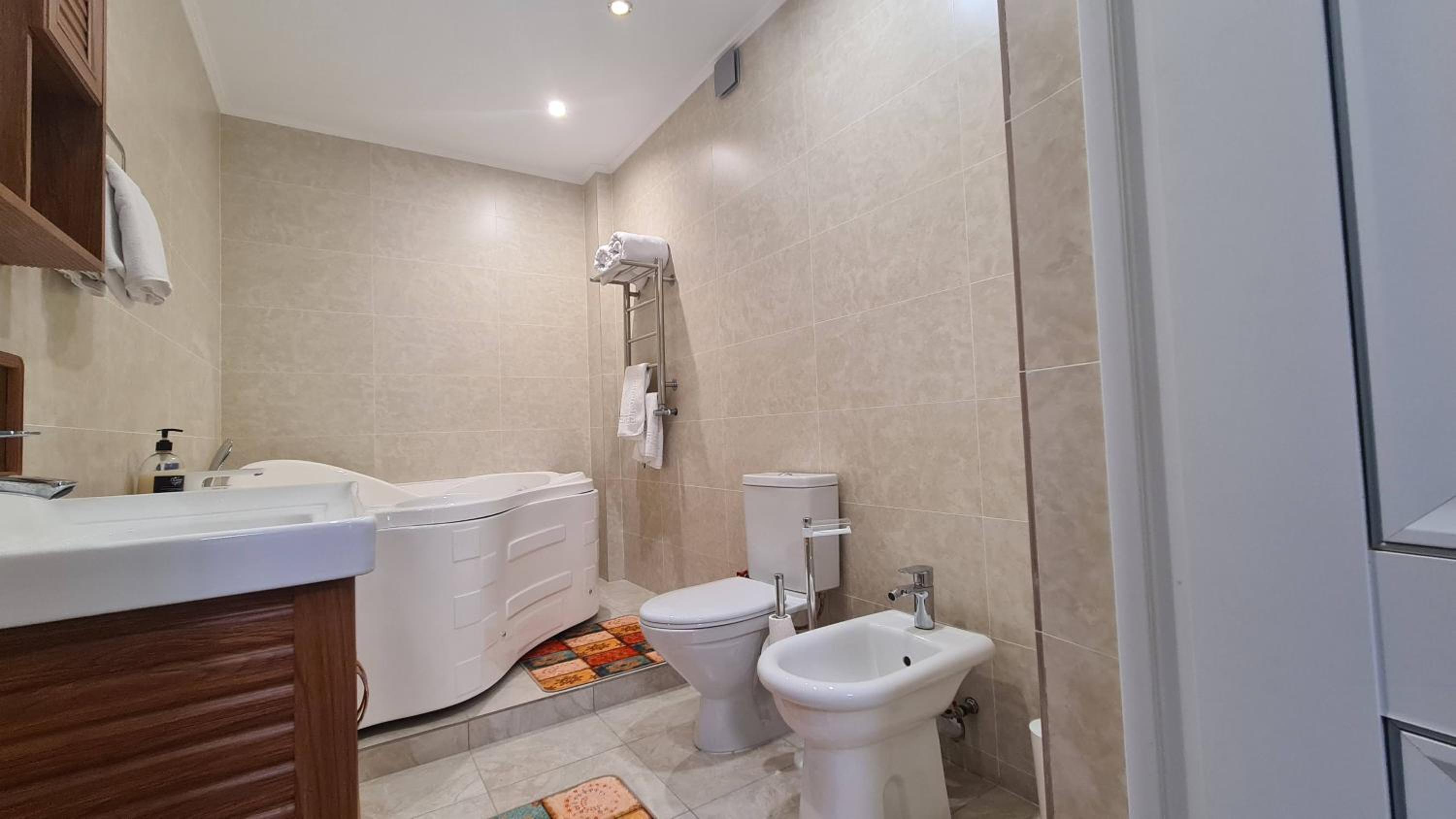 Family Suite photo 3