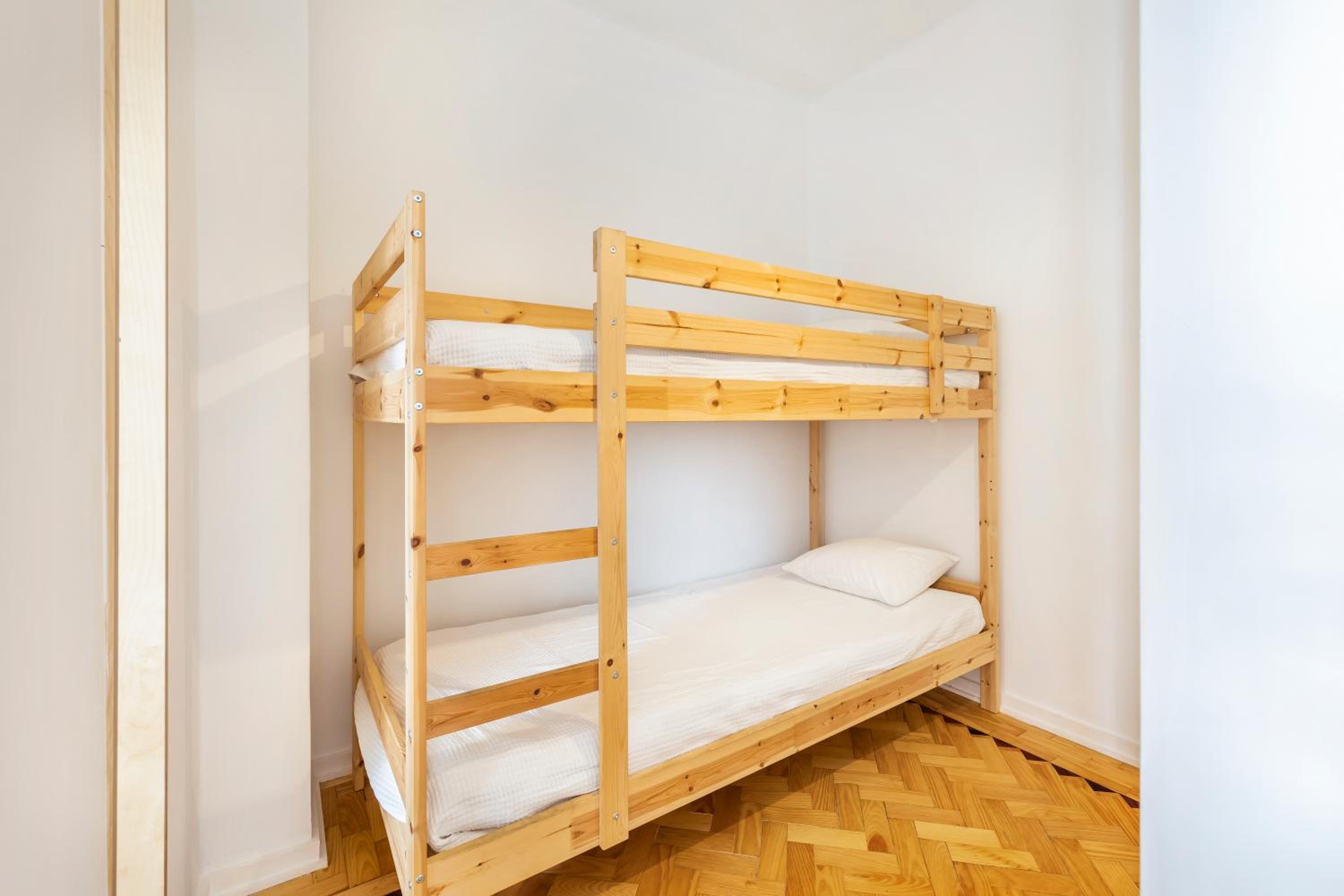 Three-Bedroom Apartment - Photo 15