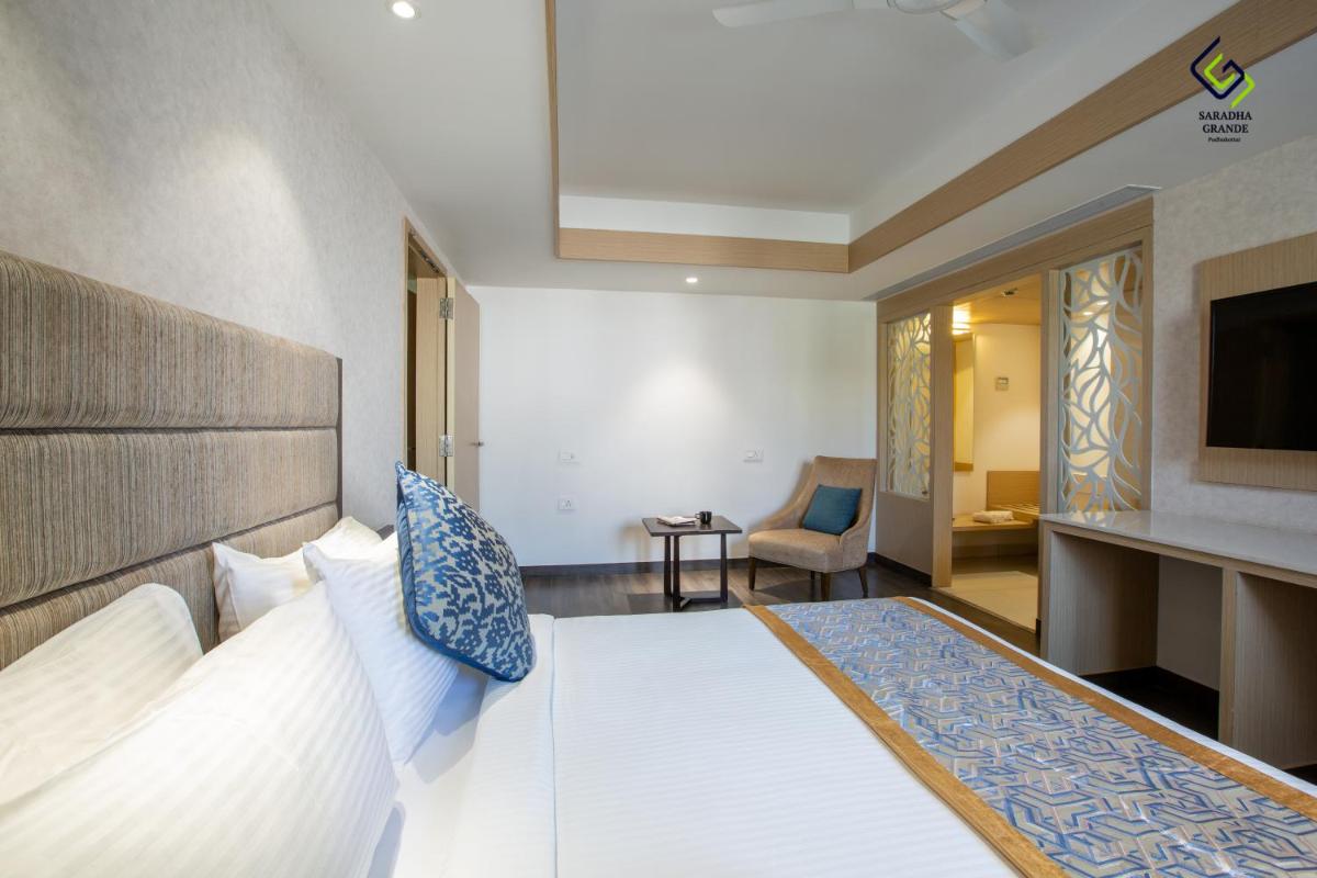 Large Double Room photo 2
