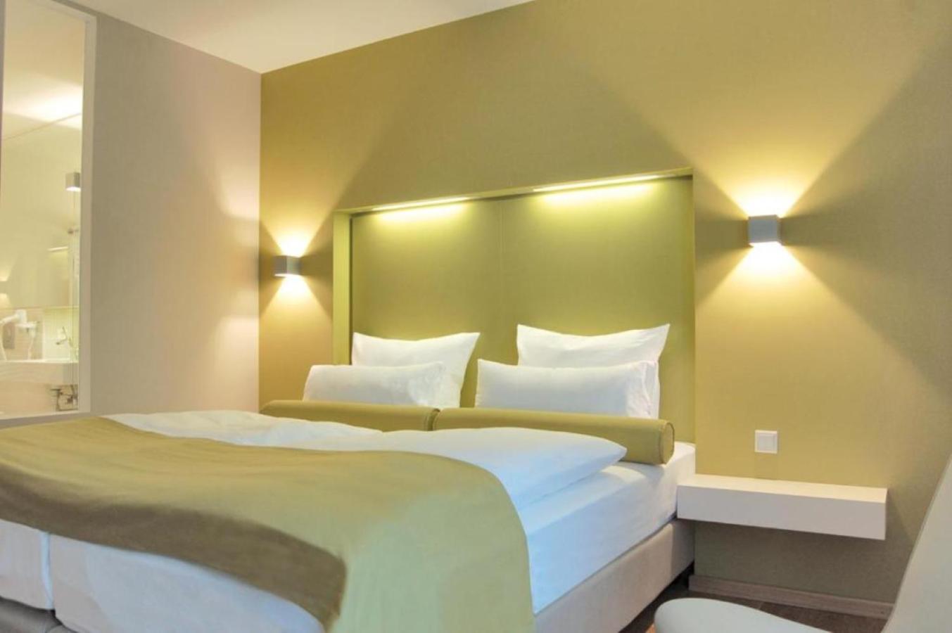 Double Room with Balcony photo 3