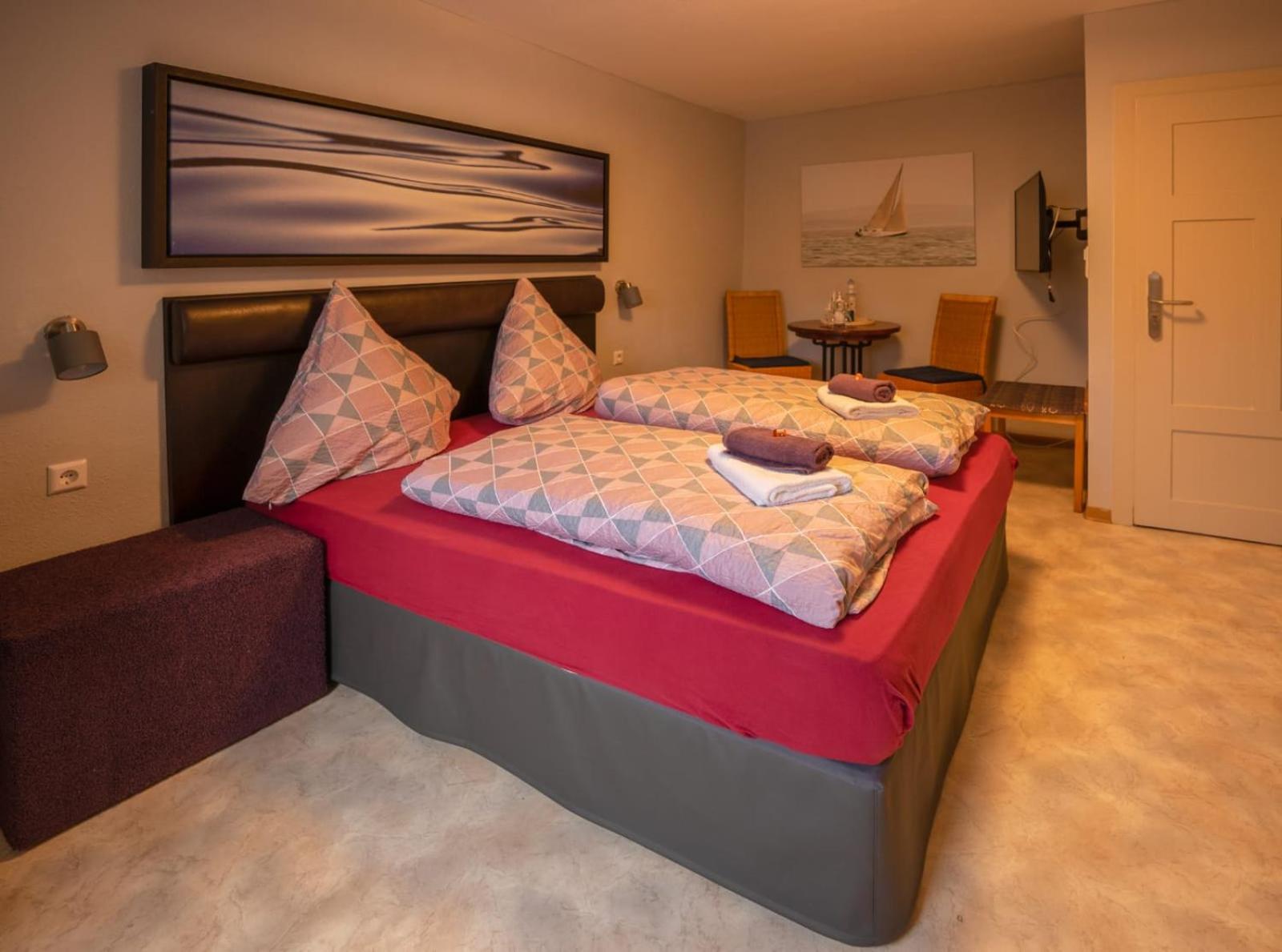 King Room with Mountain View photo 2