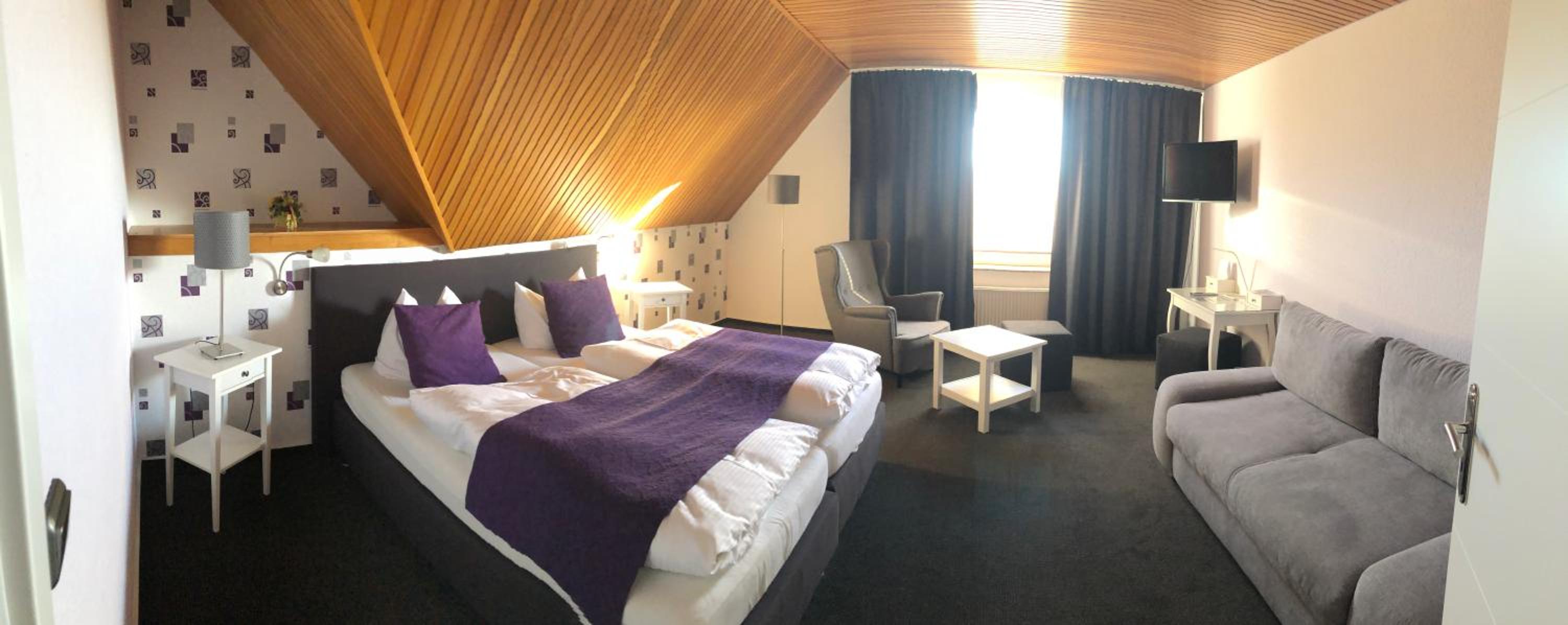 Double Room - Photo 8
