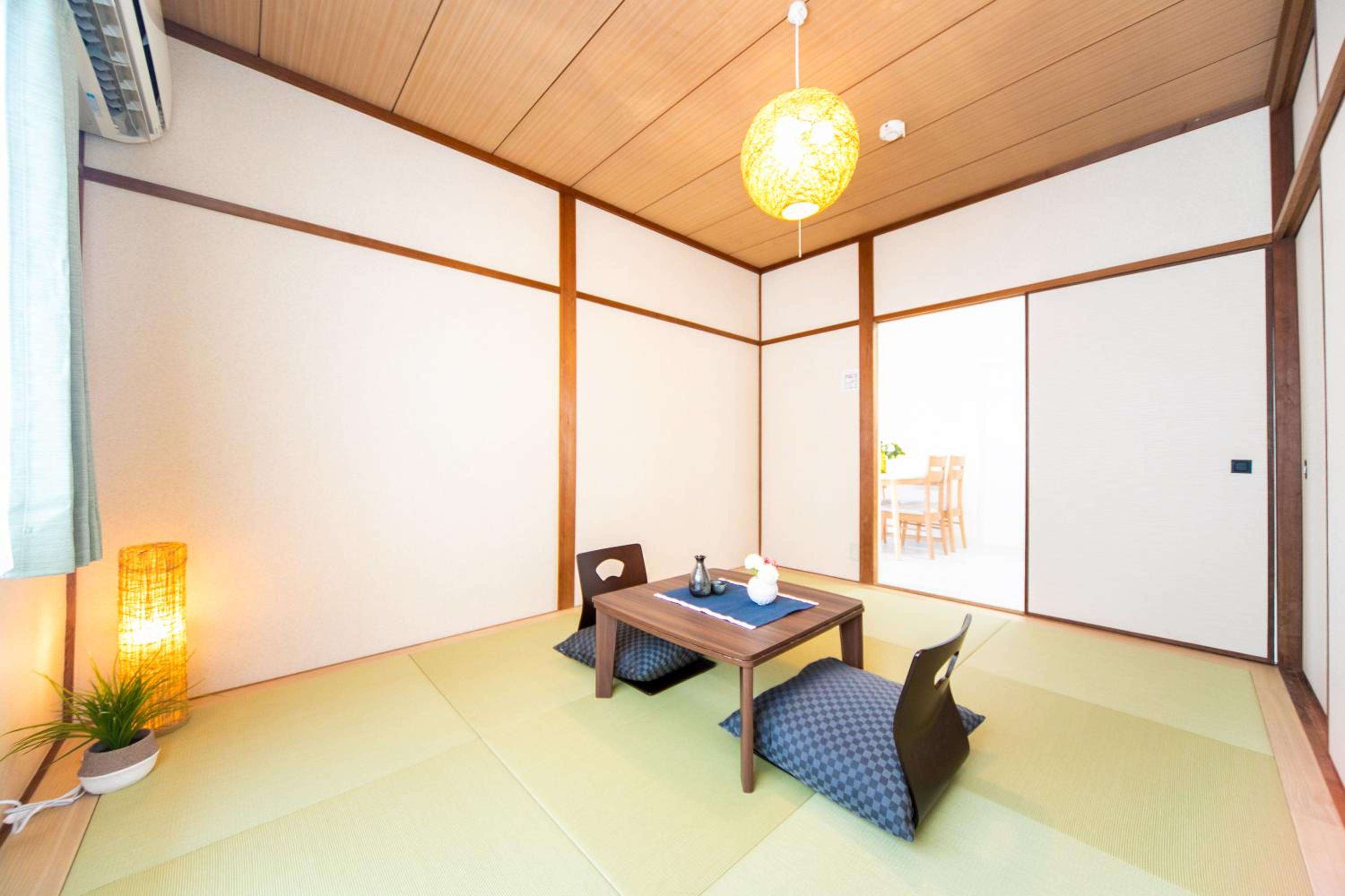 Two-Bedroom House - Photo 4
