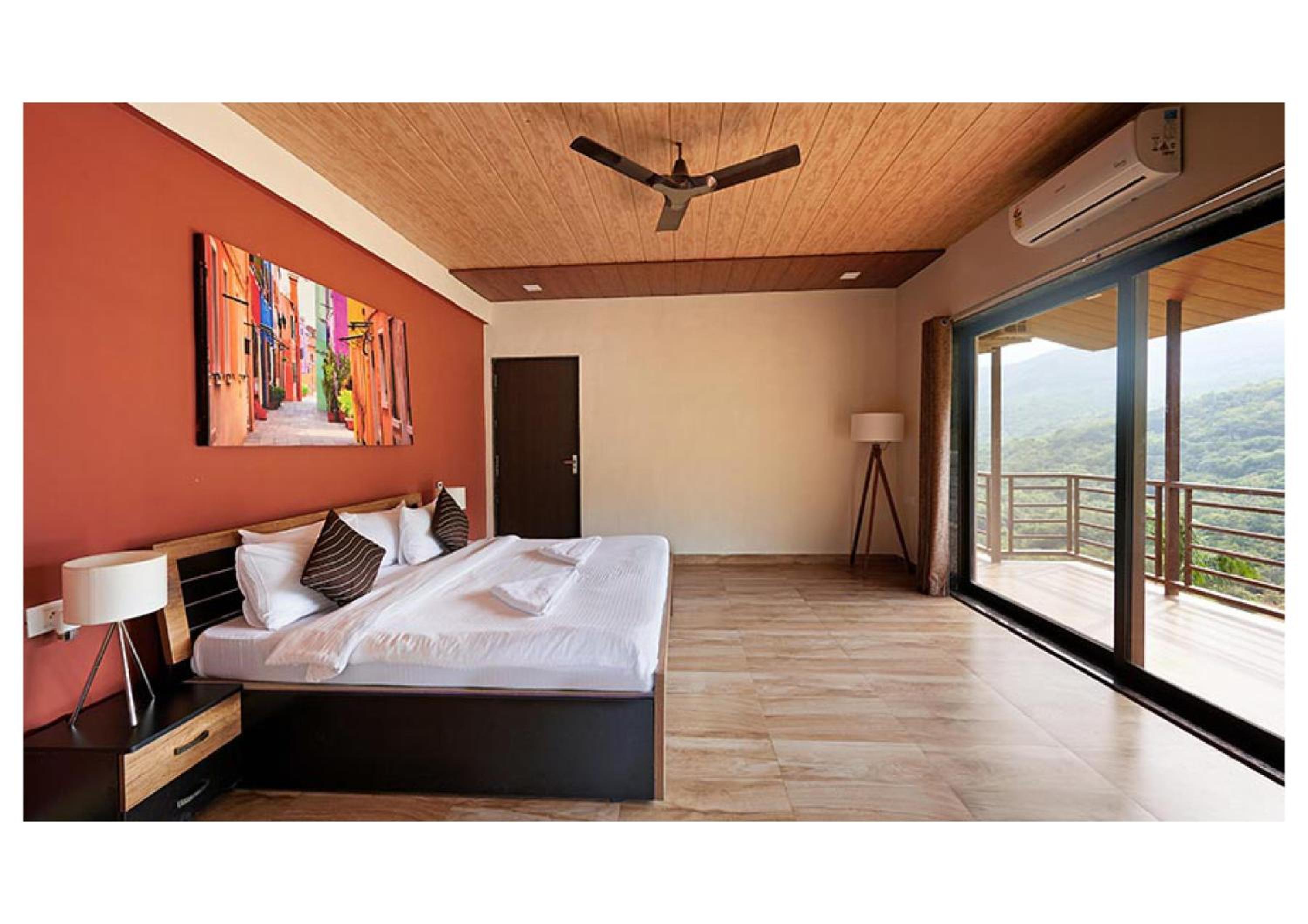 Villa photo 1