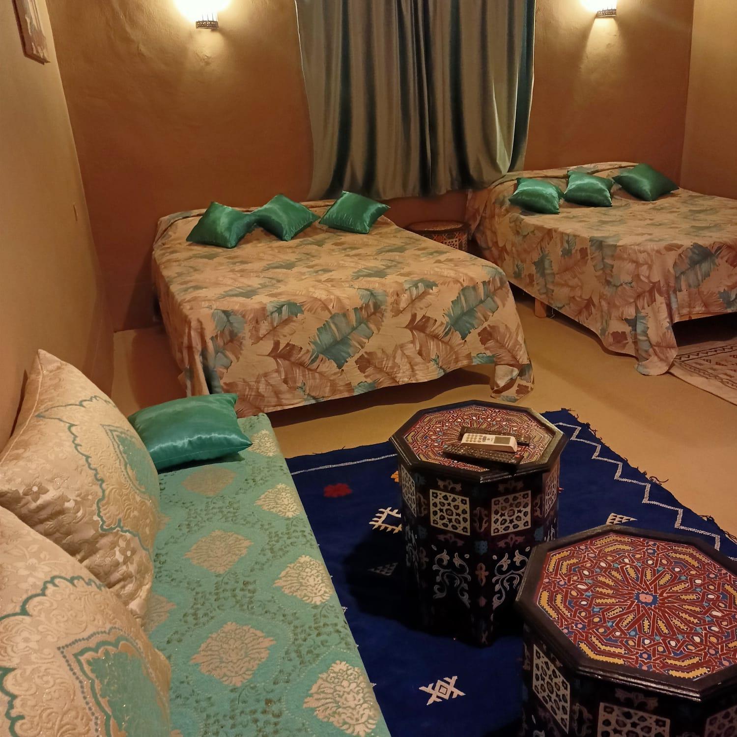 Quadruple Room with Mountain View - Photo 3