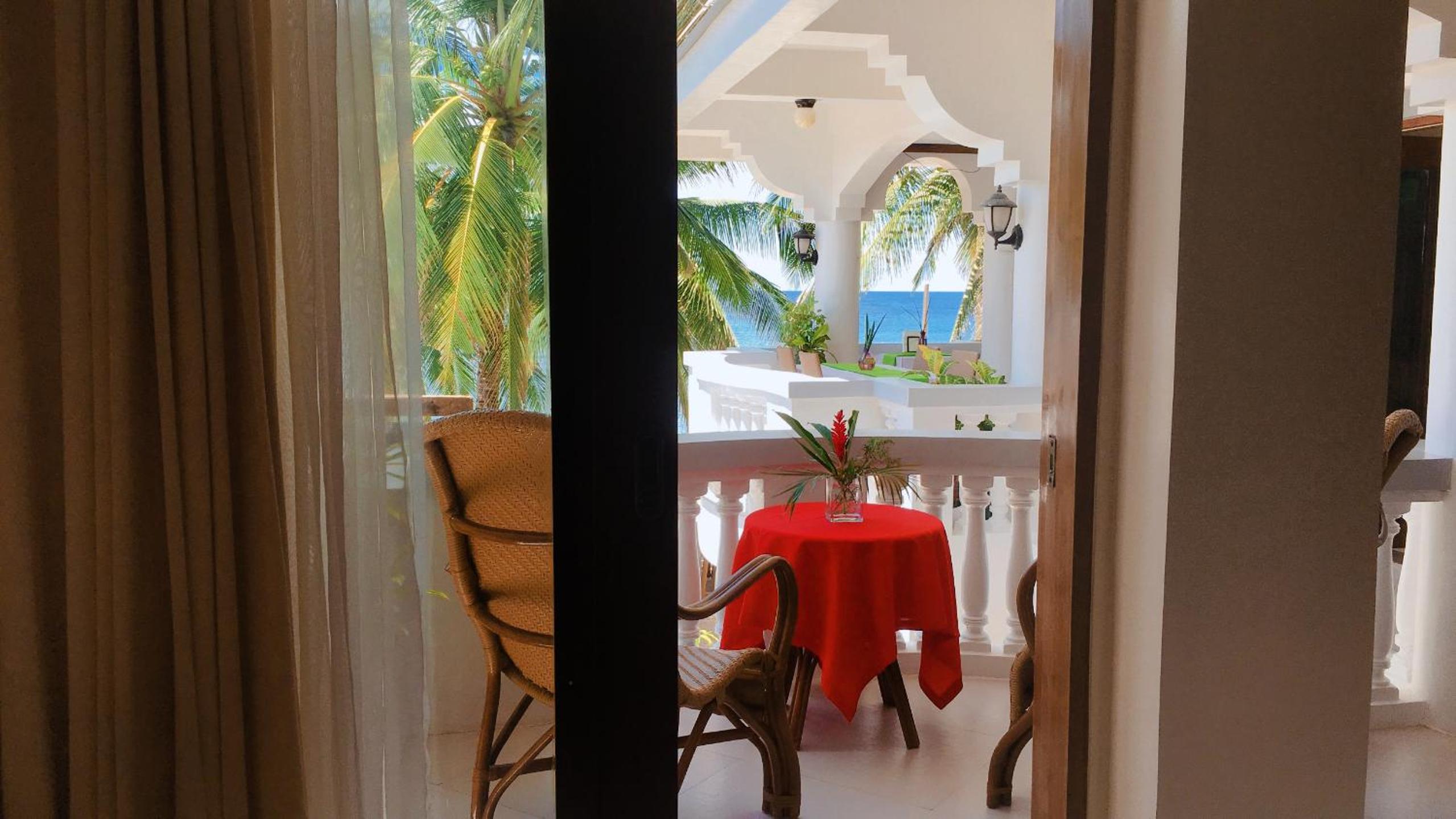 Double Room with Balcony and Sea View photo 2