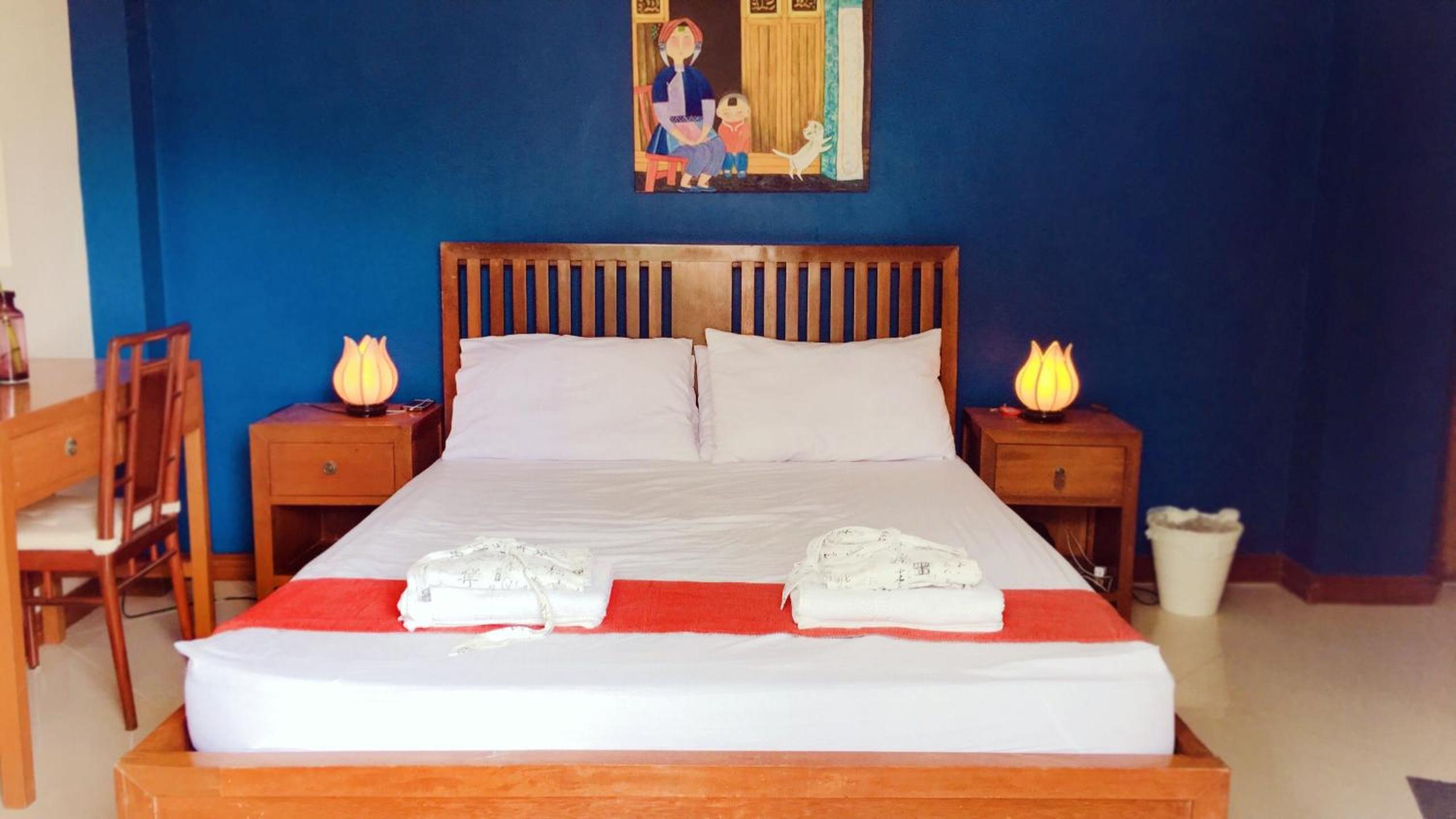 Deluxe Double Room with Balcony photo 3