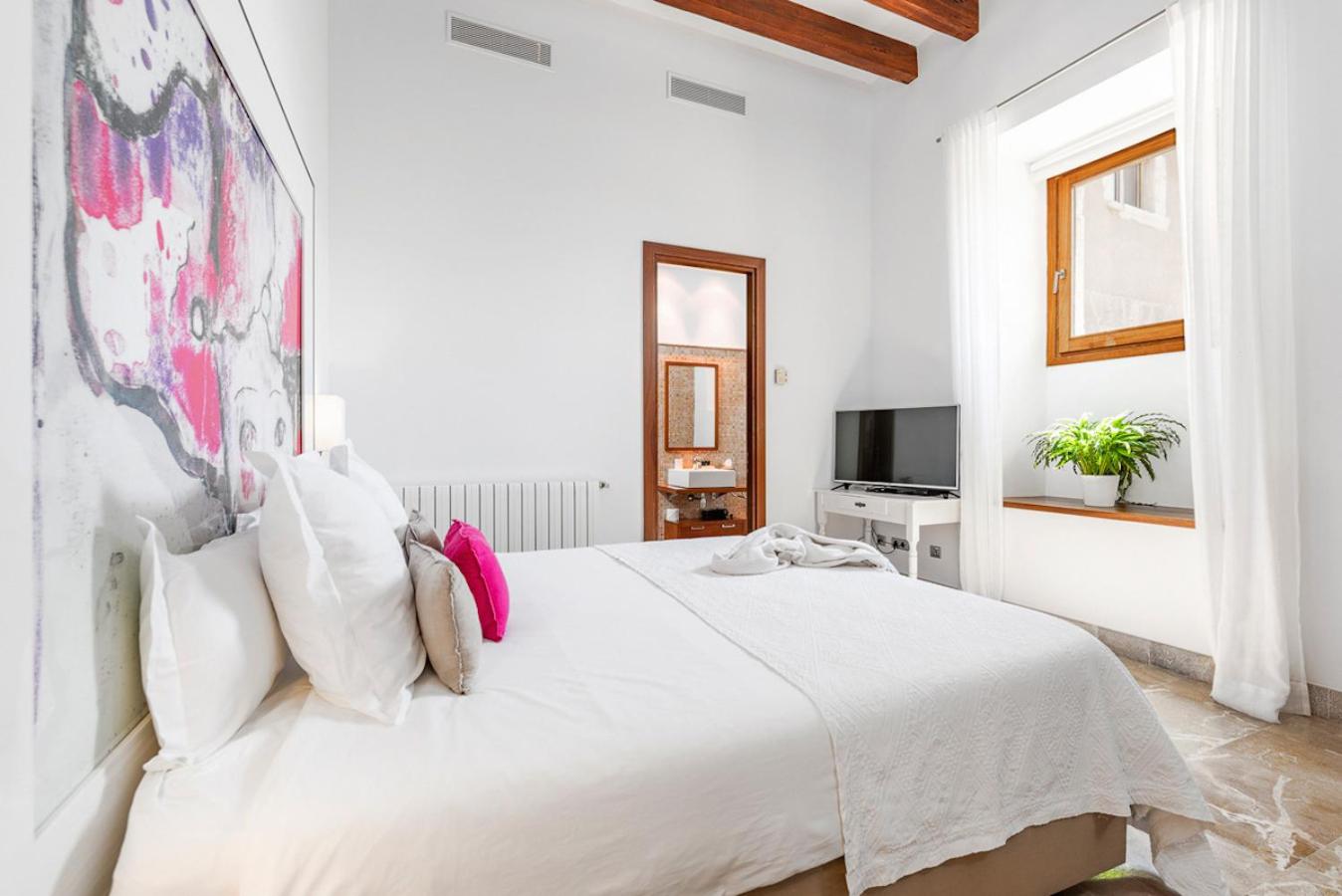 Habitación Doble Estándar o con Dos Camas Individuales.