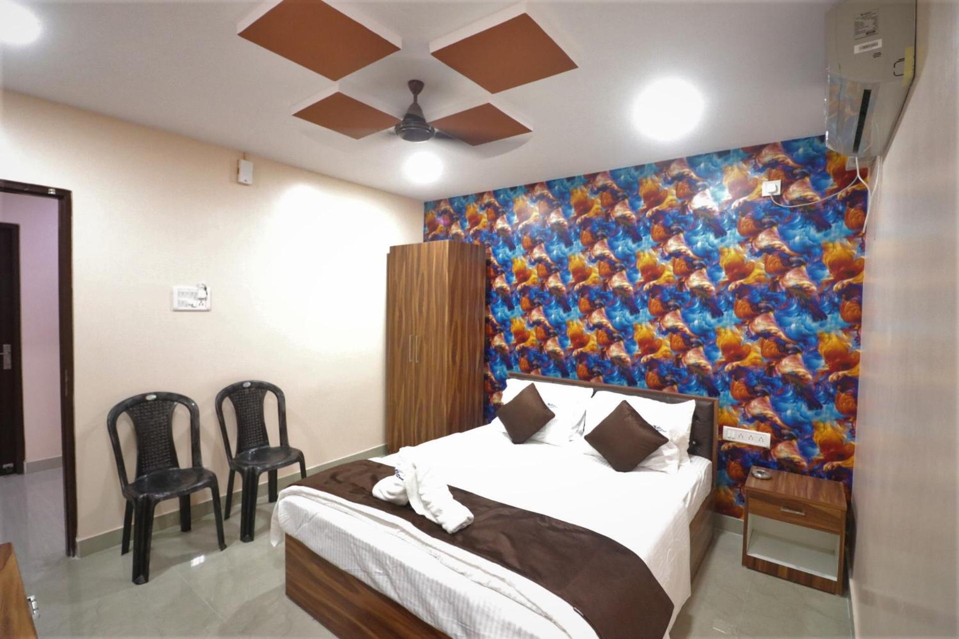 Double Room with Private Bathroom photo 3