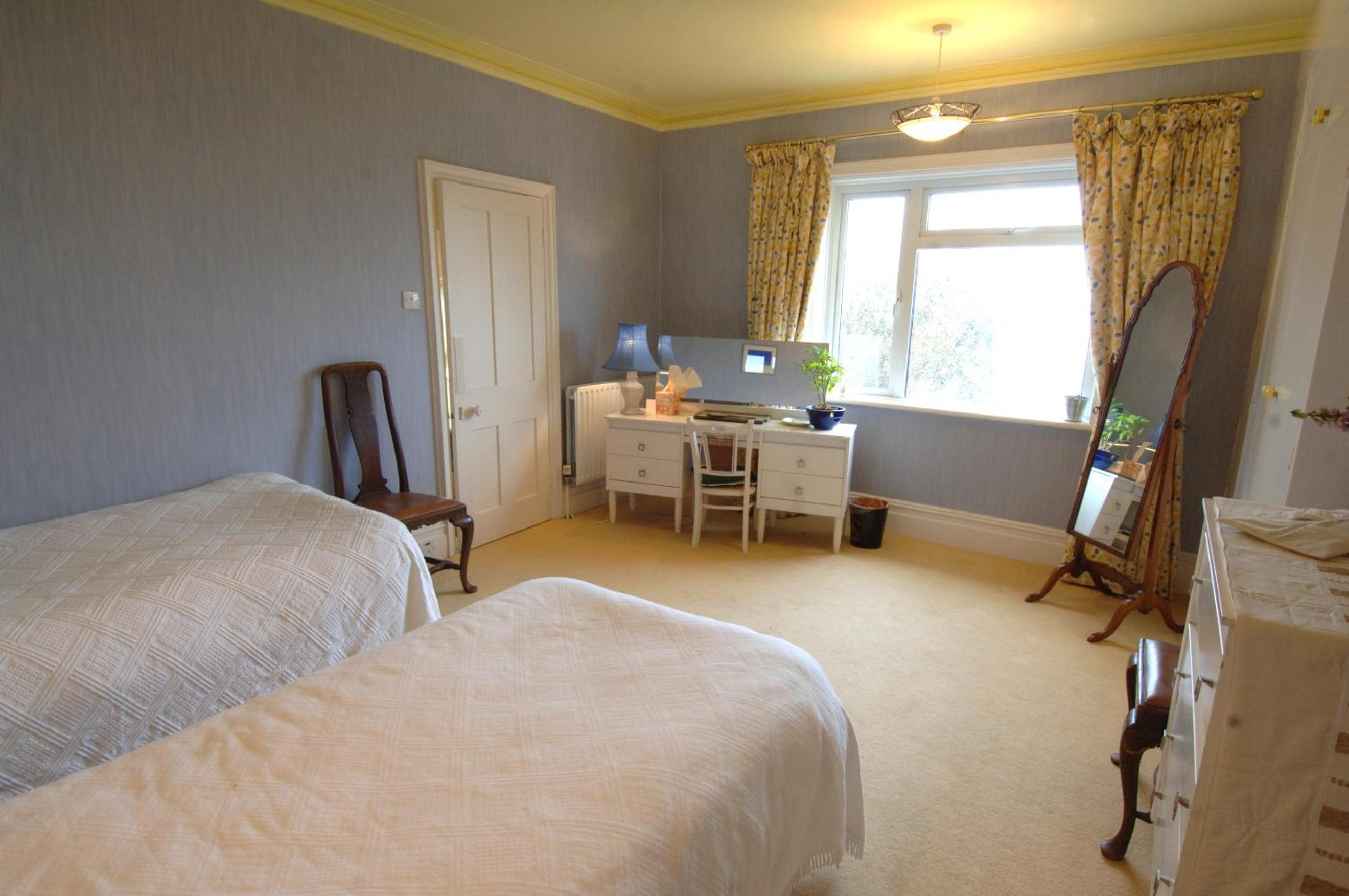 Four Bedroom Maisonette Apartment photo 2
